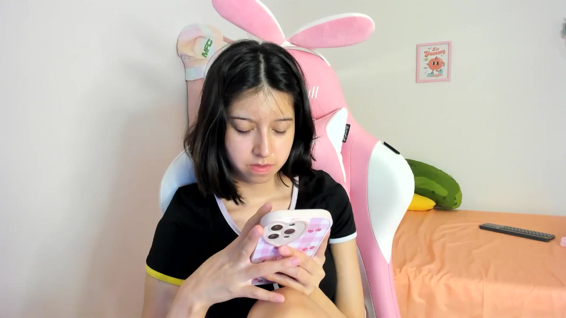 Gallery image thumbnail from Cherrycute666's myfreecams stream on, 08/05/2024, 07:48 image 11 of 20