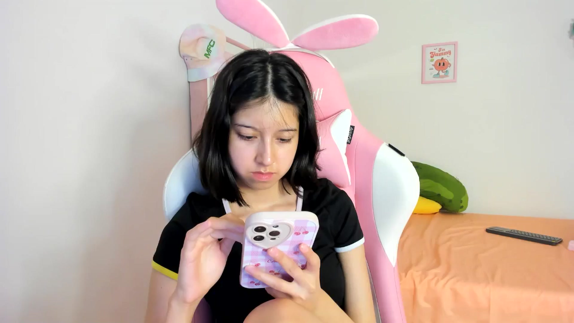 Gallery image thumbnail from Cherrycute666's myfreecams stream on, 08/05/2024, 07:48 image 20 of 20