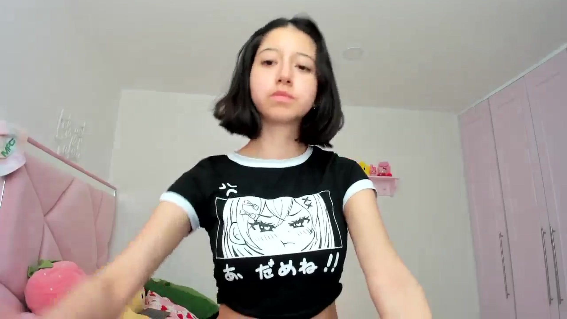 Gallery image thumbnail from Cherrycute666's myfreecams stream on, 08/06/2024, 21:20 image 9 of 20
