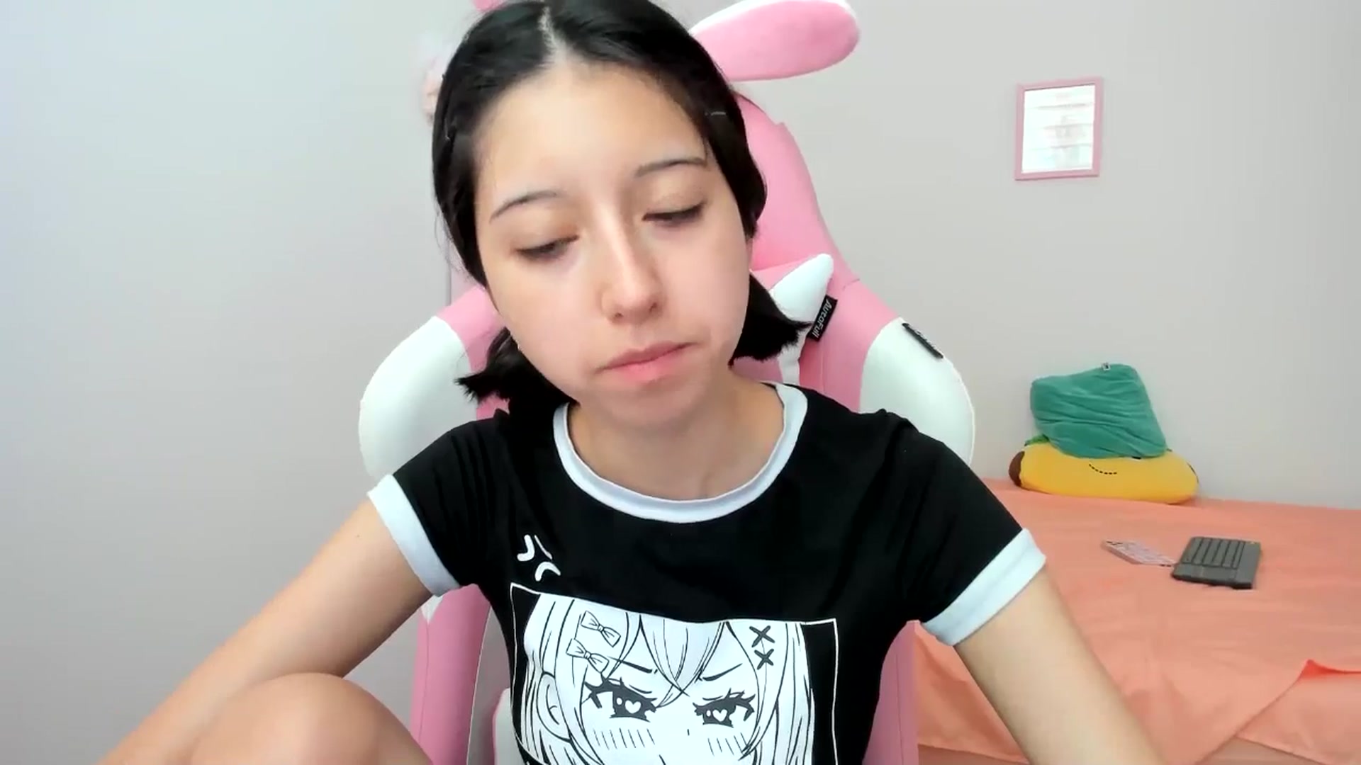 Gallery image thumbnail from Cherrycute666's myfreecams stream on, 08/06/2024, 22:36 image 5 of 20