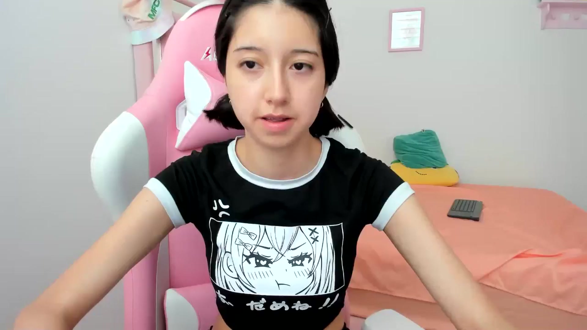 Gallery image thumbnail from Cherrycute666's myfreecams stream on, 08/06/2024, 22:36 image 19 of 20