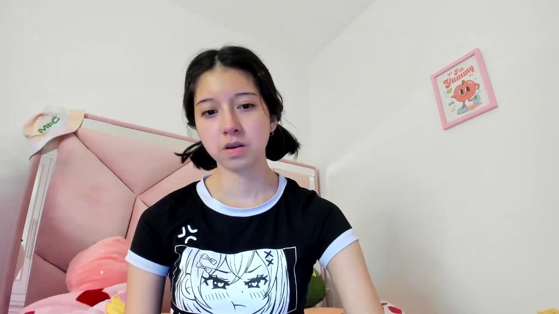 Gallery image thumbnail from Cherrycute666's myfreecams stream on, 08/07/2024, 03:51 image 4 of 20