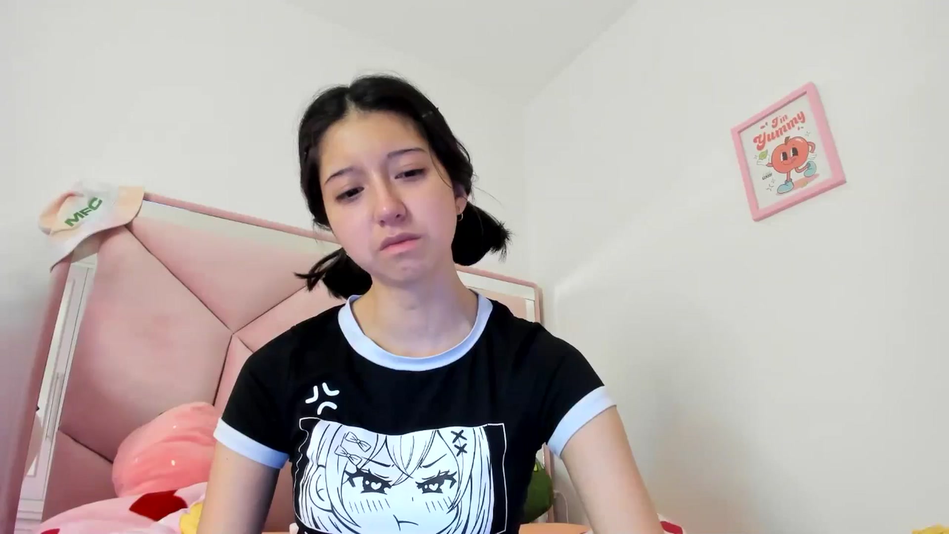 Gallery image thumbnail from Cherrycute666's myfreecams stream on, 08/07/2024, 03:51 image 5 of 20