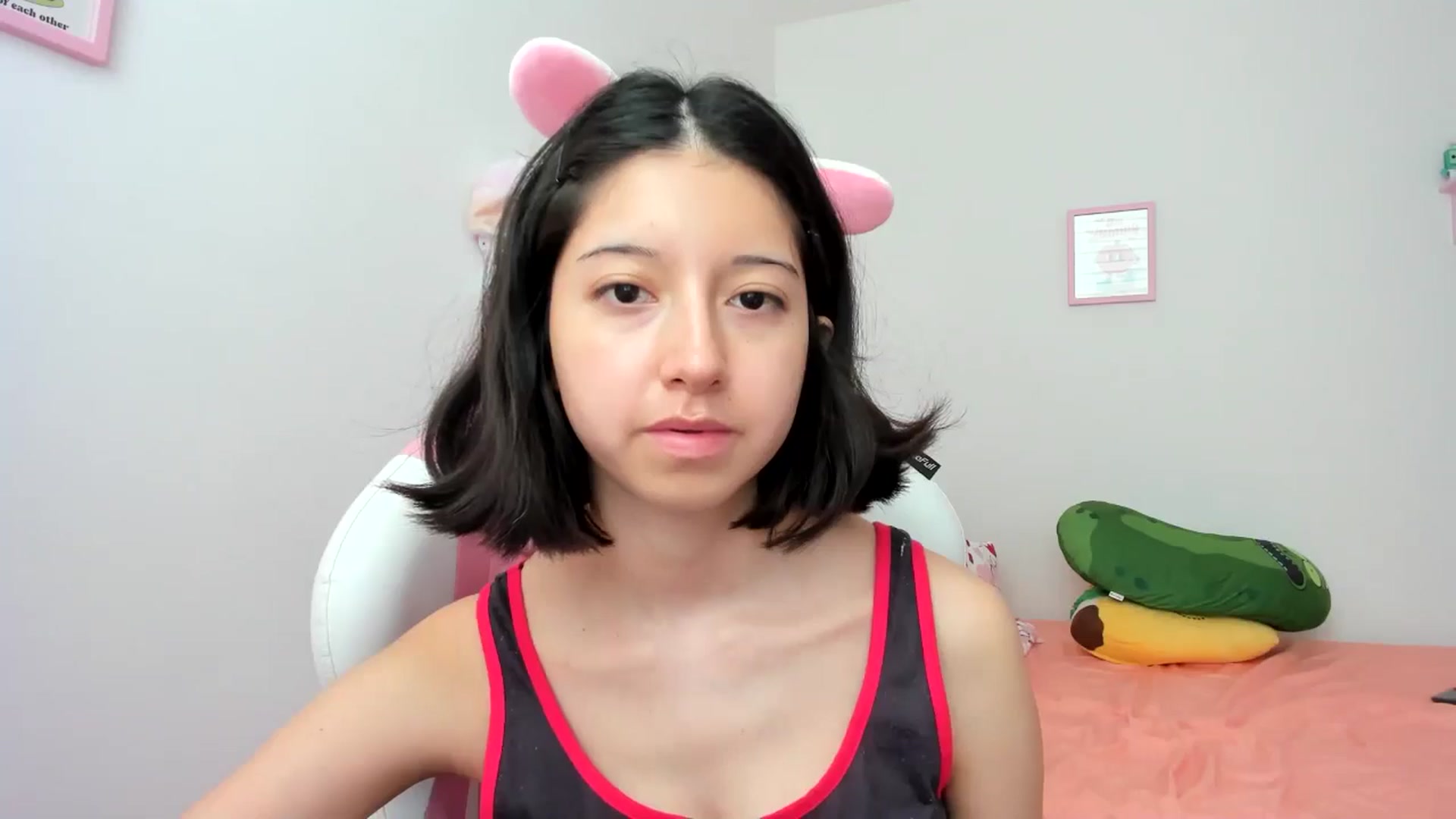 Gallery image thumbnail from Cherrycute666's myfreecams stream on, 08/07/2024, 17:37 image 4 of 20