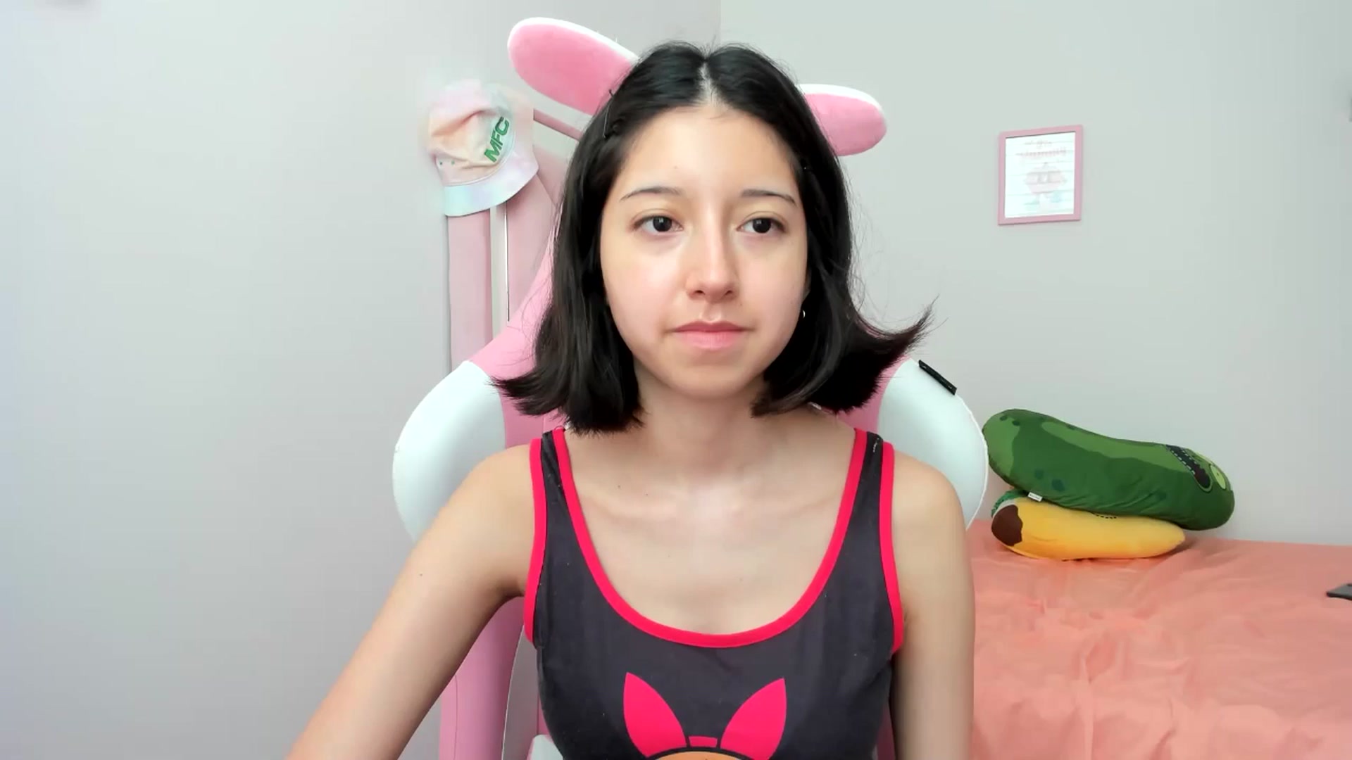 Gallery image thumbnail from Cherrycute666's myfreecams stream on, 08/07/2024, 17:37 image 18 of 20