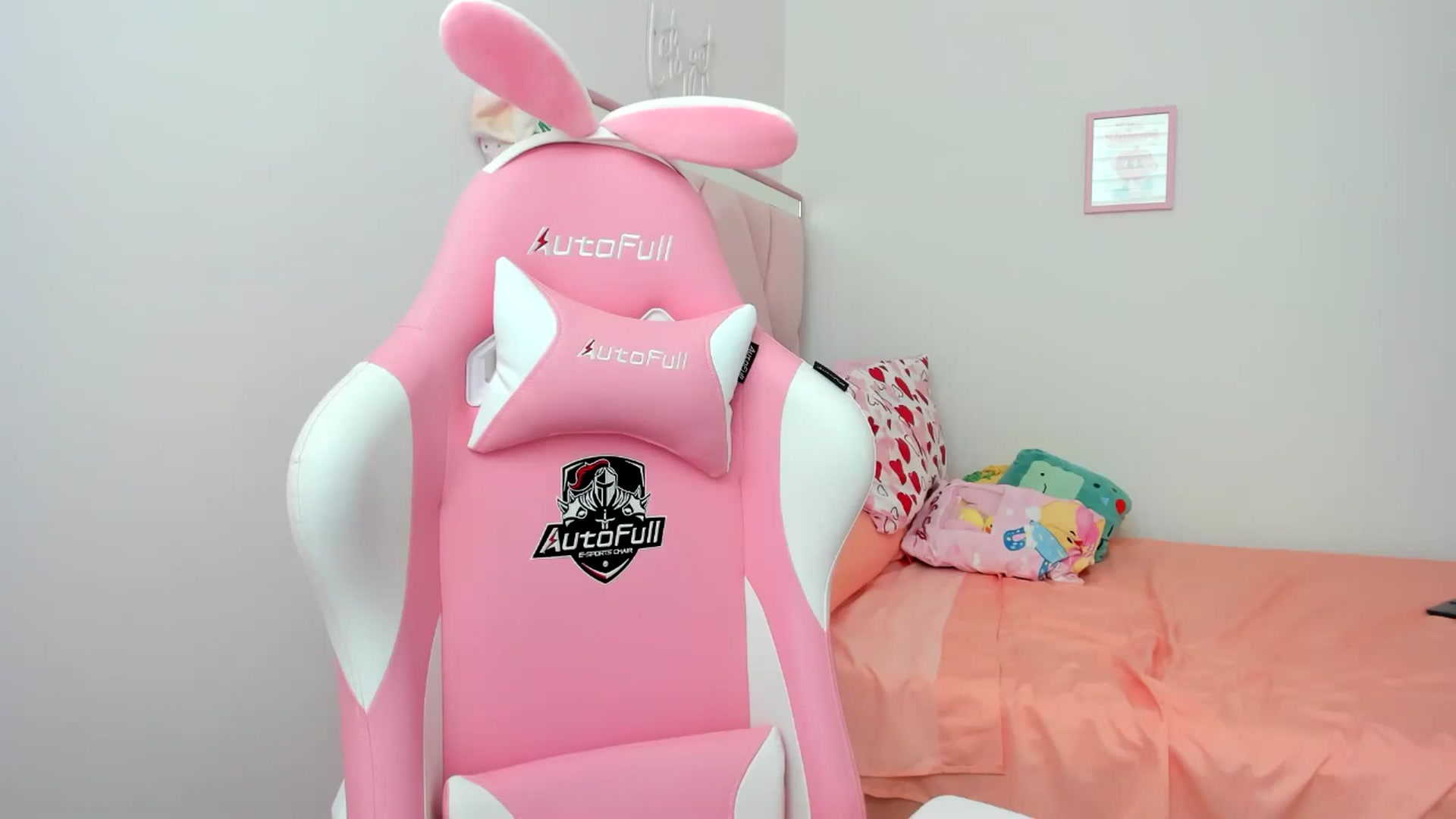 Gallery image thumbnail from Cherrycute666's myfreecams stream on, 08/07/2024, 21:42 image 20 of 20