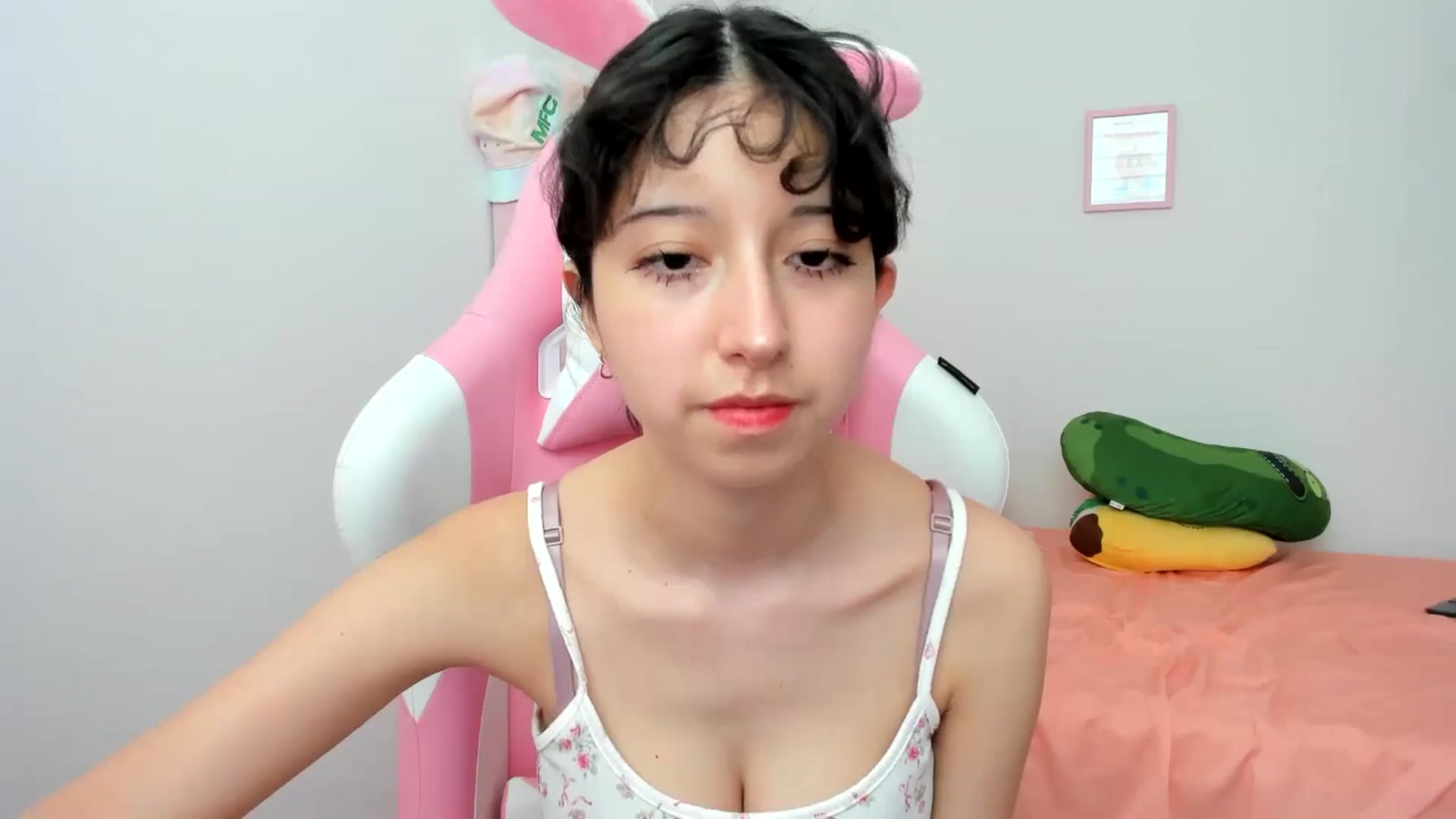 Gallery image thumbnail from Cherrycute666's myfreecams stream on, 08/07/2024, 21:42 image 11 of 20