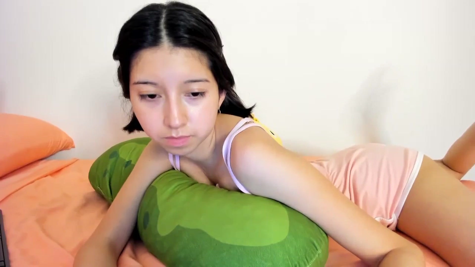 Gallery image thumbnail from Cherrycute666's myfreecams stream on, 08/10/2024, 01:36 image 11 of 20
