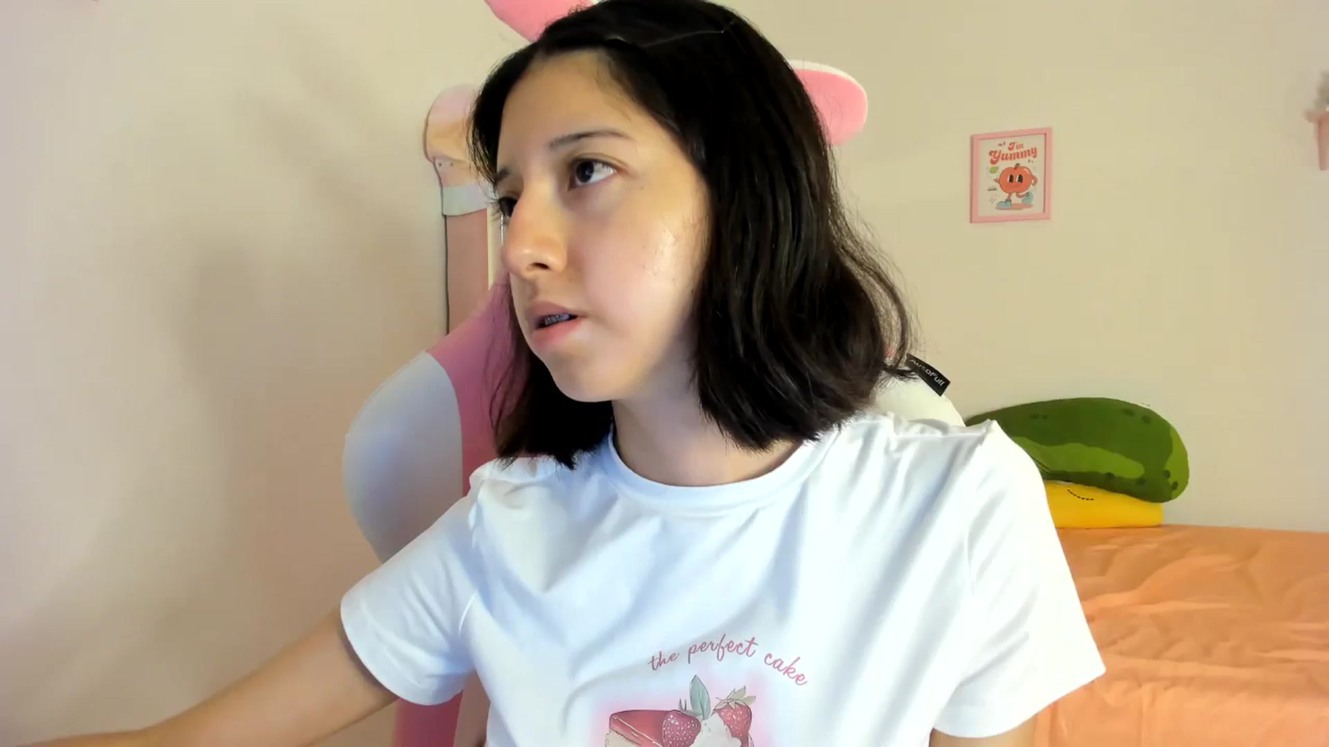 Gallery image thumbnail from Cherrycute666's myfreecams stream on, 08/10/2024, 12:58 image 11 of 20