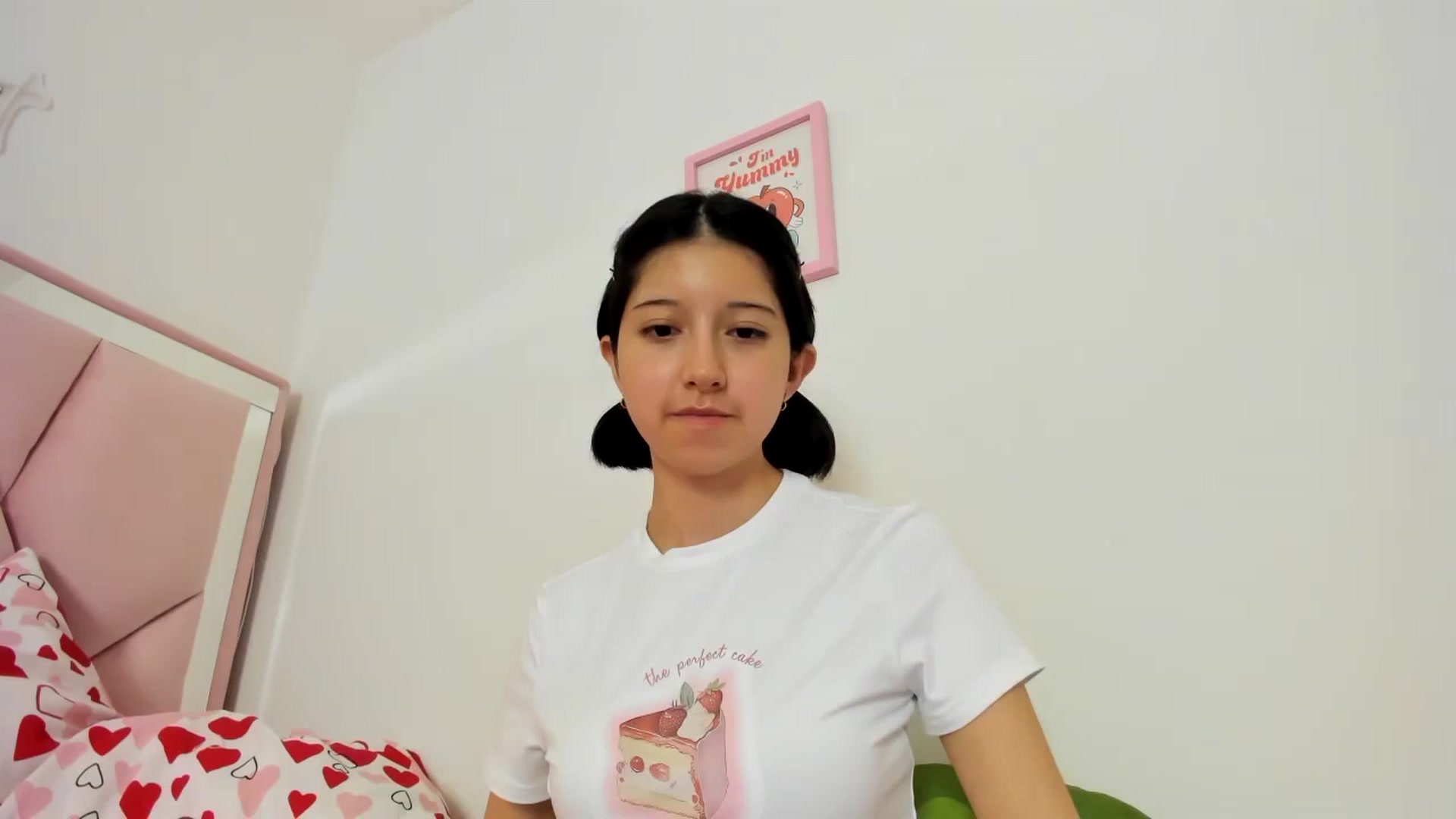 Gallery image thumbnail from Cherrycute666's myfreecams stream on, 08/11/2024, 04:52 image 7 of 20