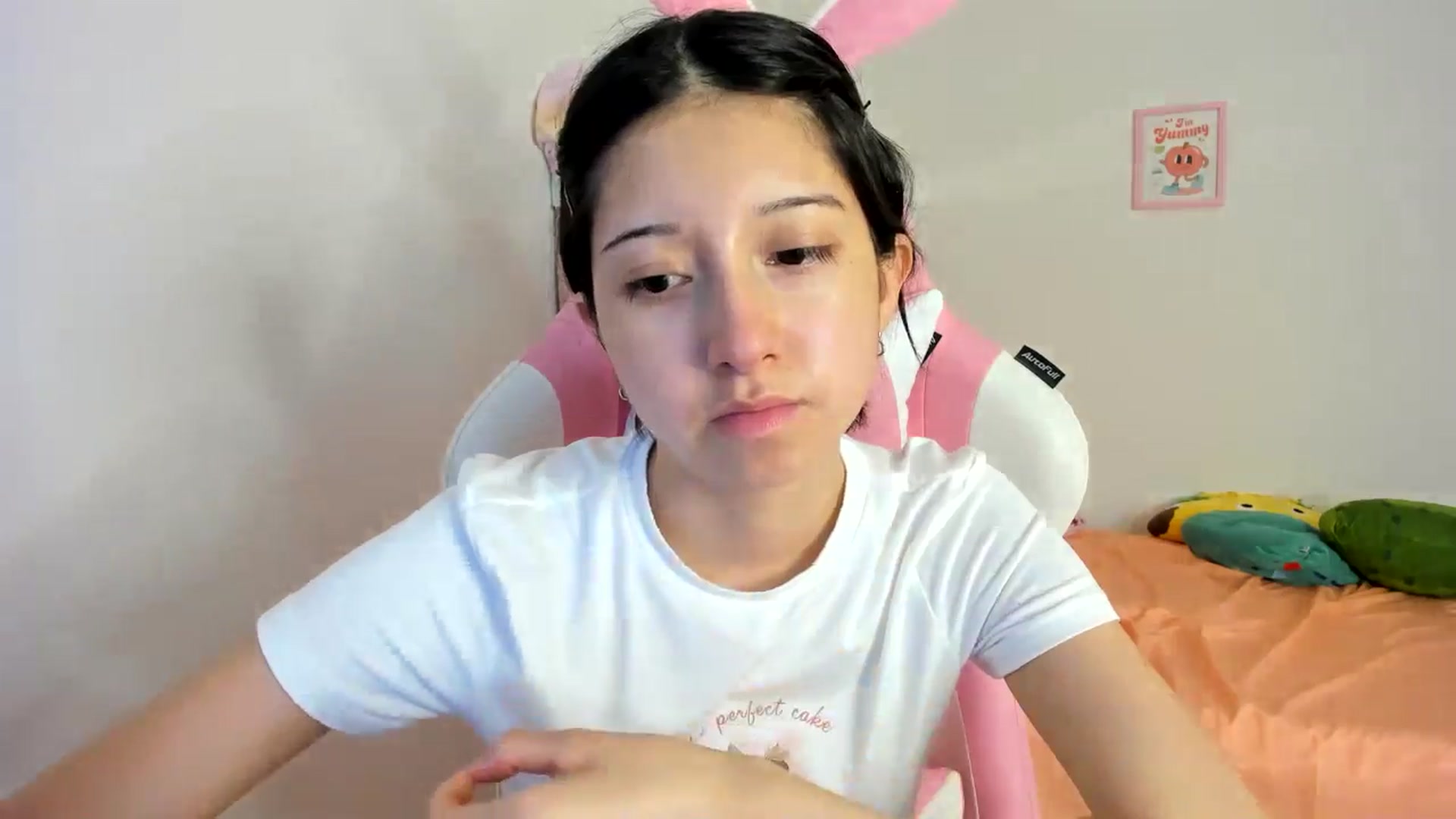 Gallery image thumbnail from Cherrycute666's myfreecams stream on, 08/11/2024, 10:09 image 20 of 20