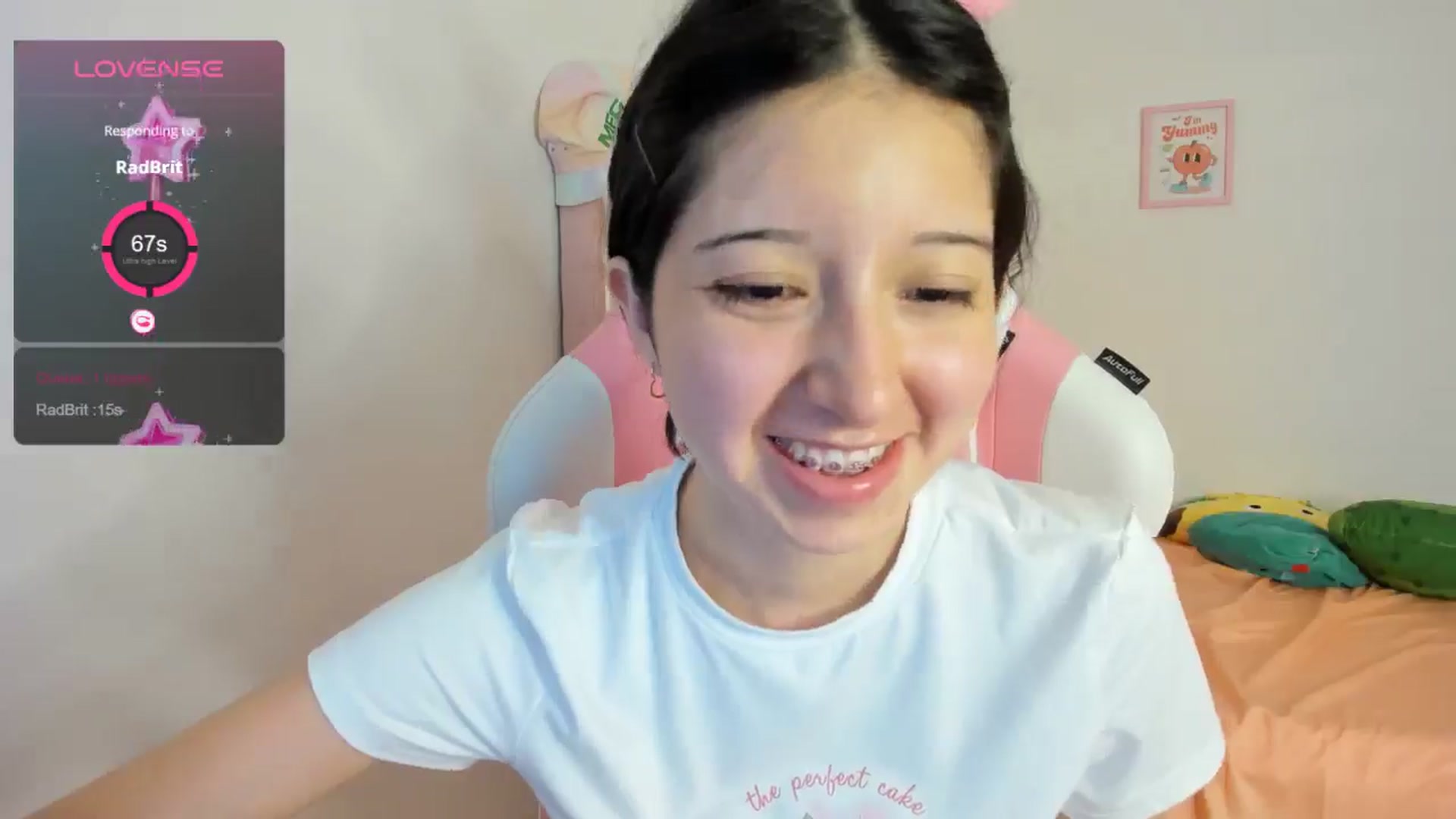 Gallery image thumbnail from Cherrycute666's myfreecams stream on, 08/11/2024, 10:51 image 2 of 20