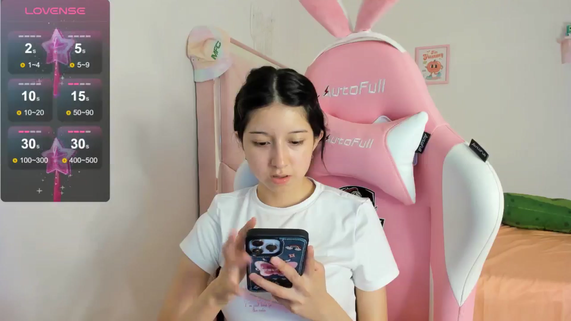 Gallery image thumbnail from Cherrycute666's myfreecams stream on, 08/11/2024, 10:51 image 20 of 20