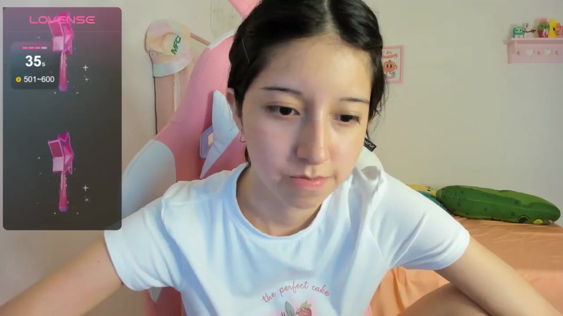 Gallery image thumbnail from Cherrycute666's myfreecams stream on, 08/11/2024, 10:51 image 11 of 20