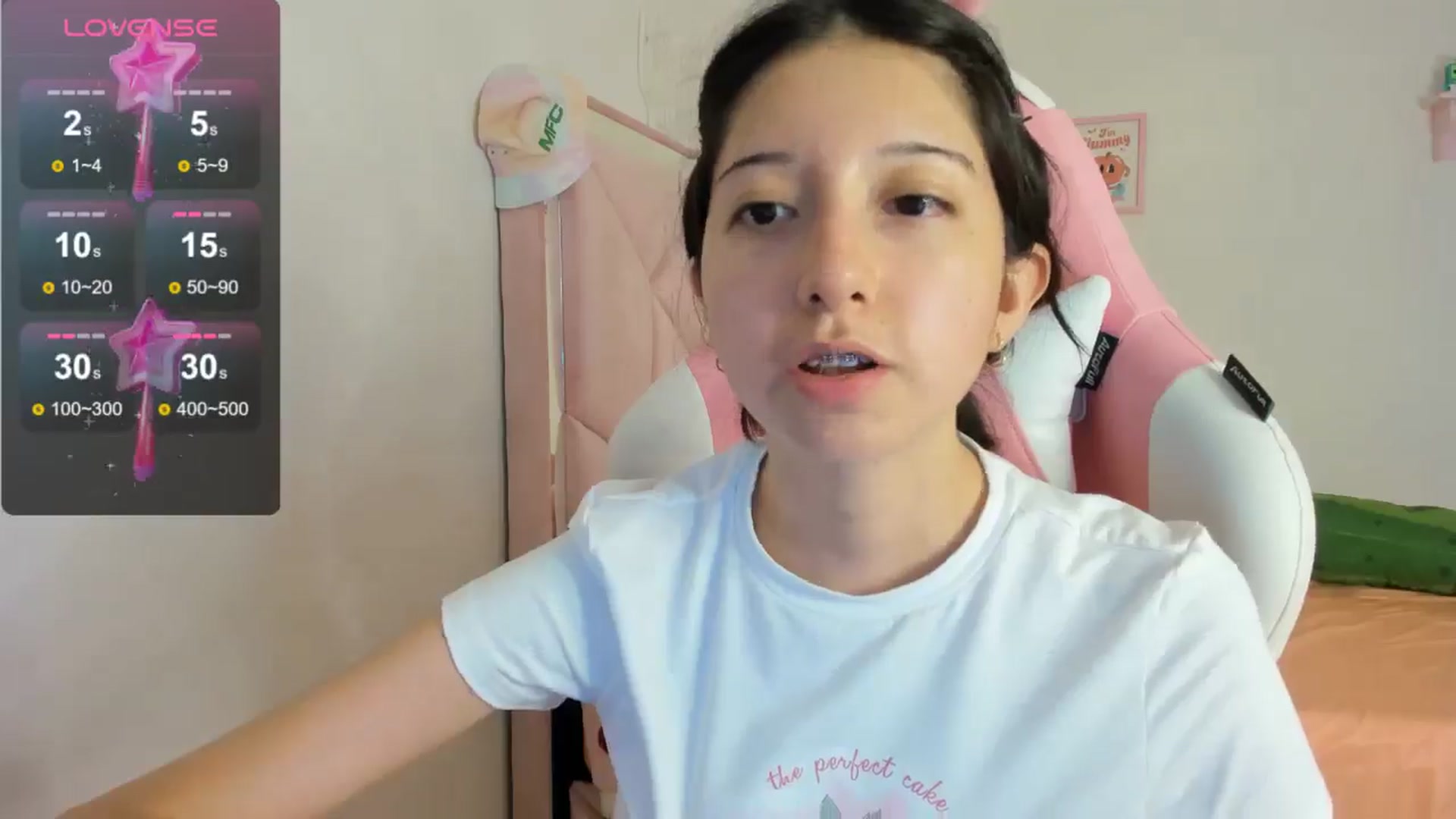 Gallery image thumbnail from Cherrycute666's myfreecams stream on, 08/11/2024, 10:51 image 19 of 20