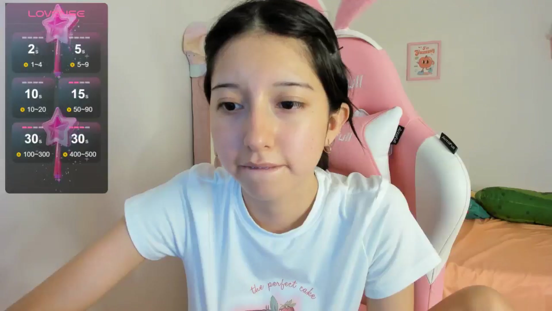 Gallery image thumbnail from Cherrycute666's myfreecams stream on, 08/11/2024, 10:51 image 5 of 20