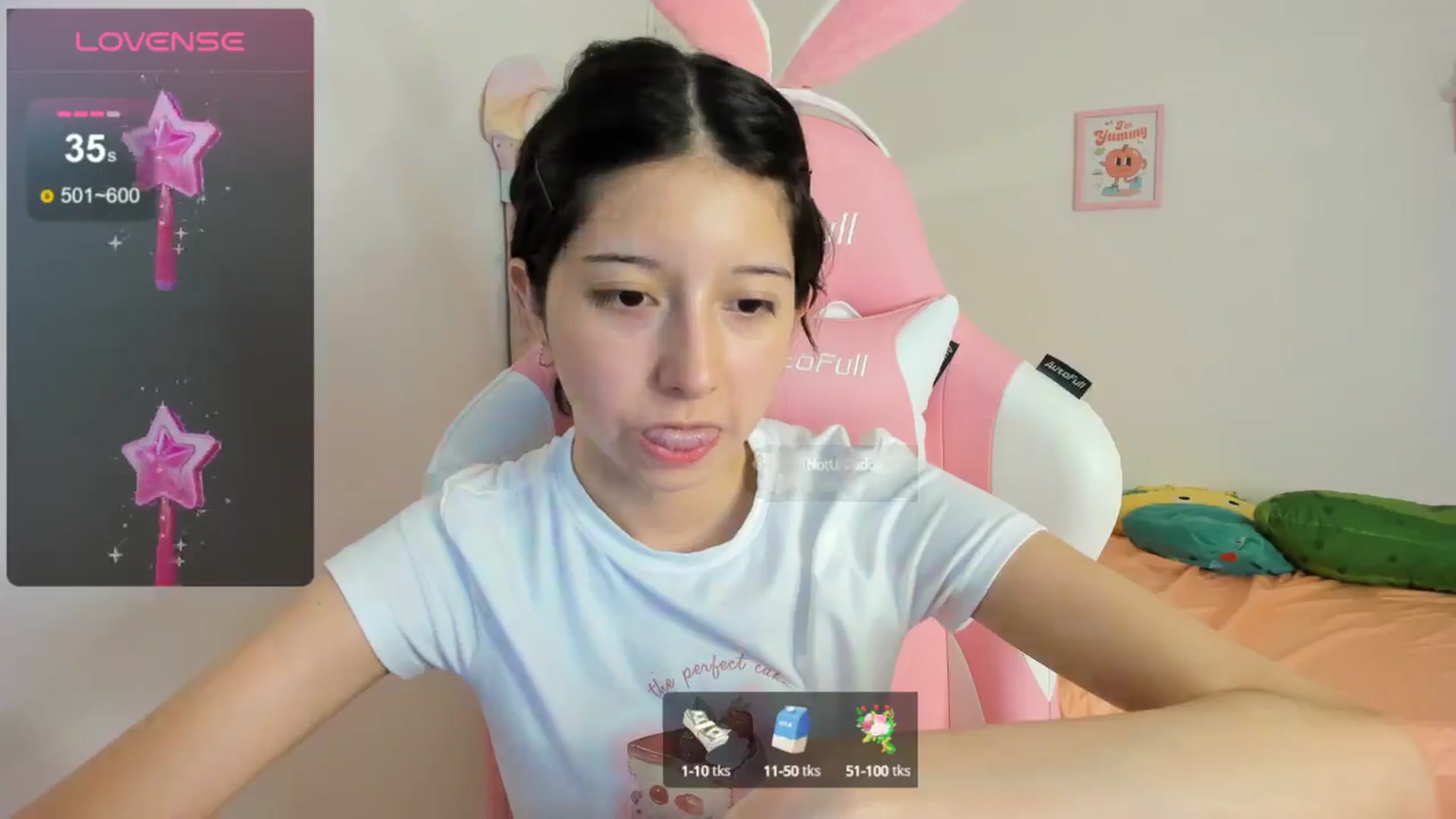 Gallery image thumbnail from Cherrycute666's myfreecams stream on, 08/11/2024, 10:51 image 9 of 20