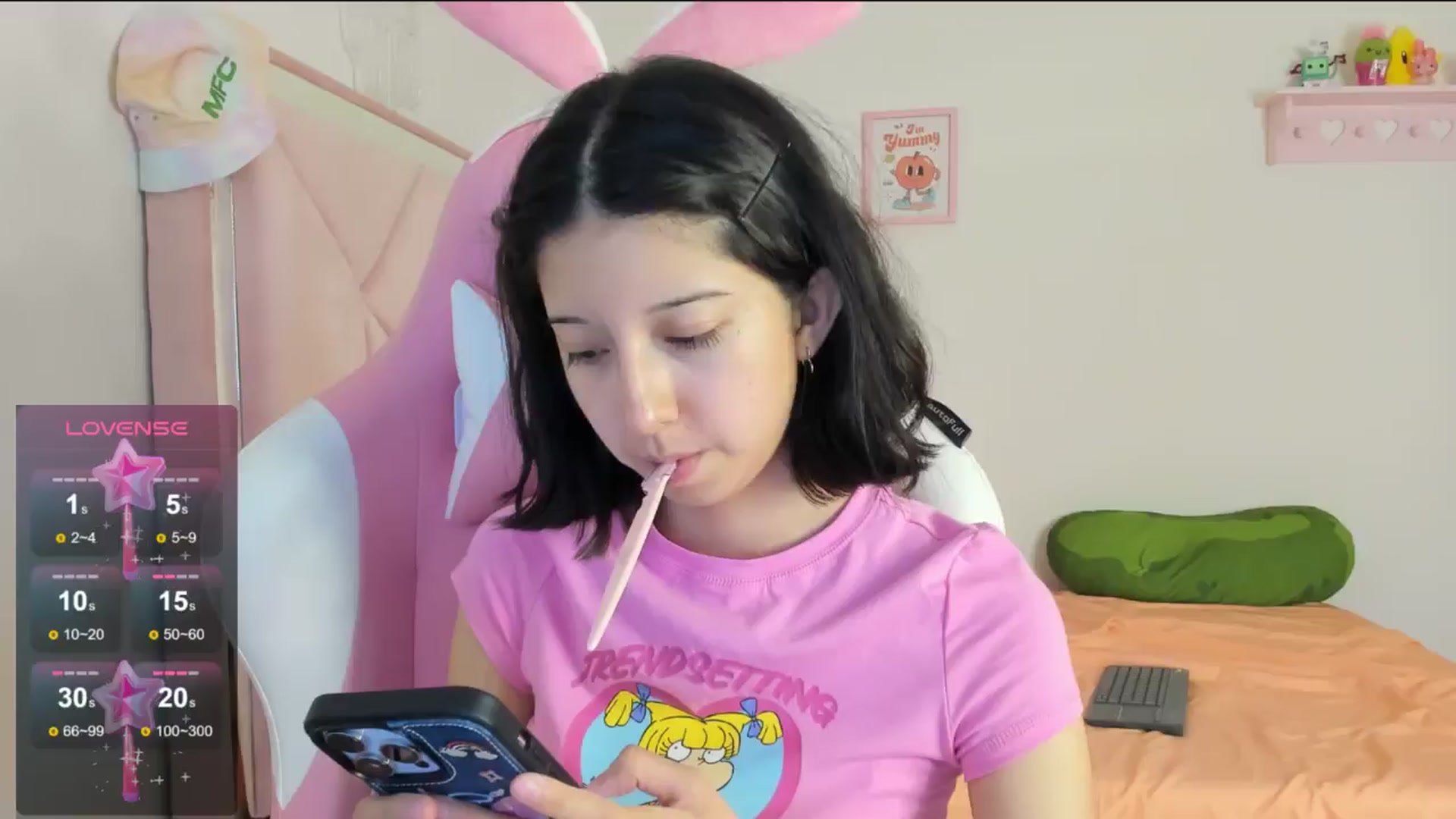 Gallery image thumbnail from Cherrycute666's myfreecams stream on, 08/14/2024, 06:04 image 19 of 20