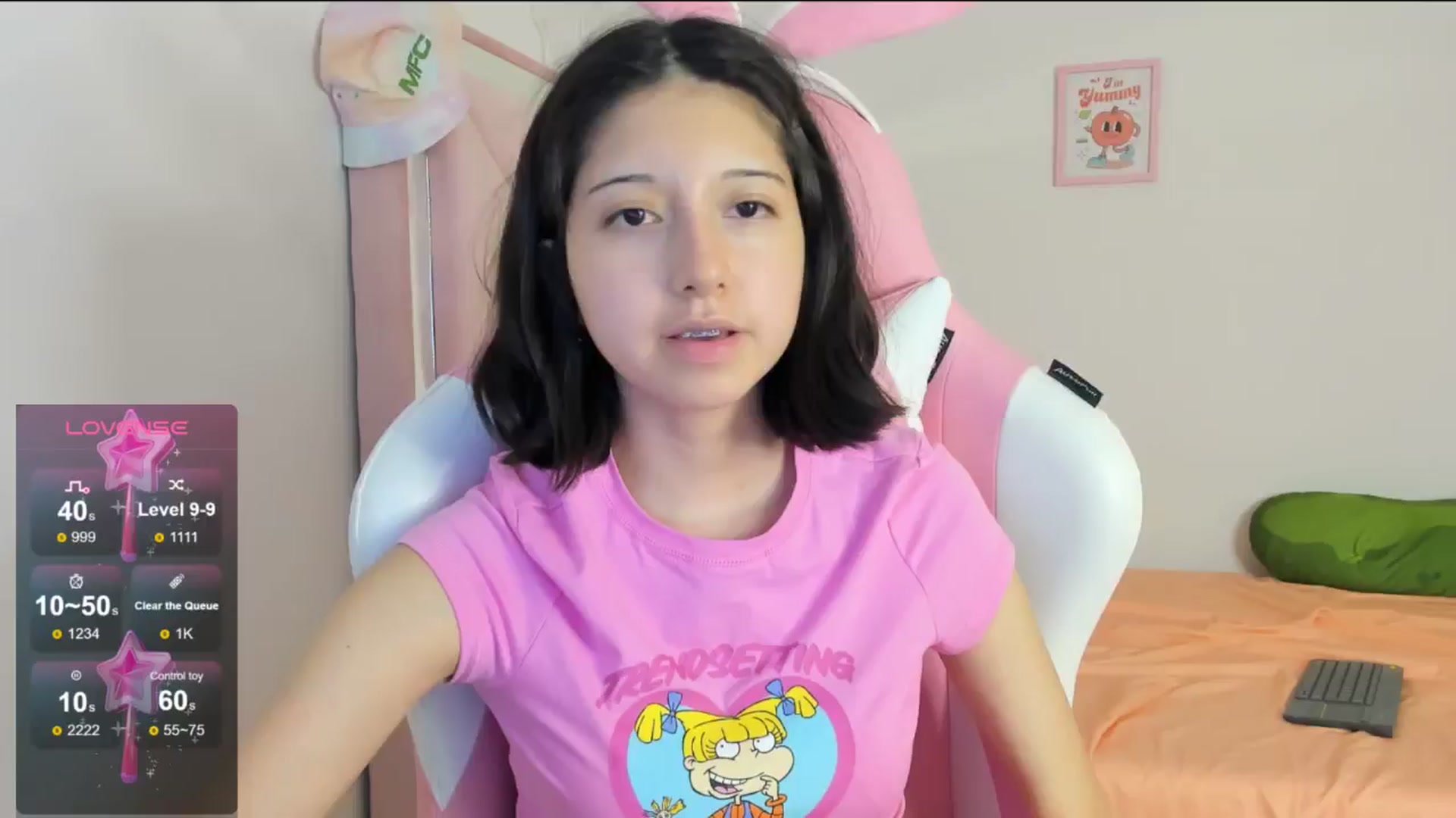 Gallery image thumbnail from Cherrycute666's myfreecams stream on, 08/14/2024, 07:30 image 2 of 20