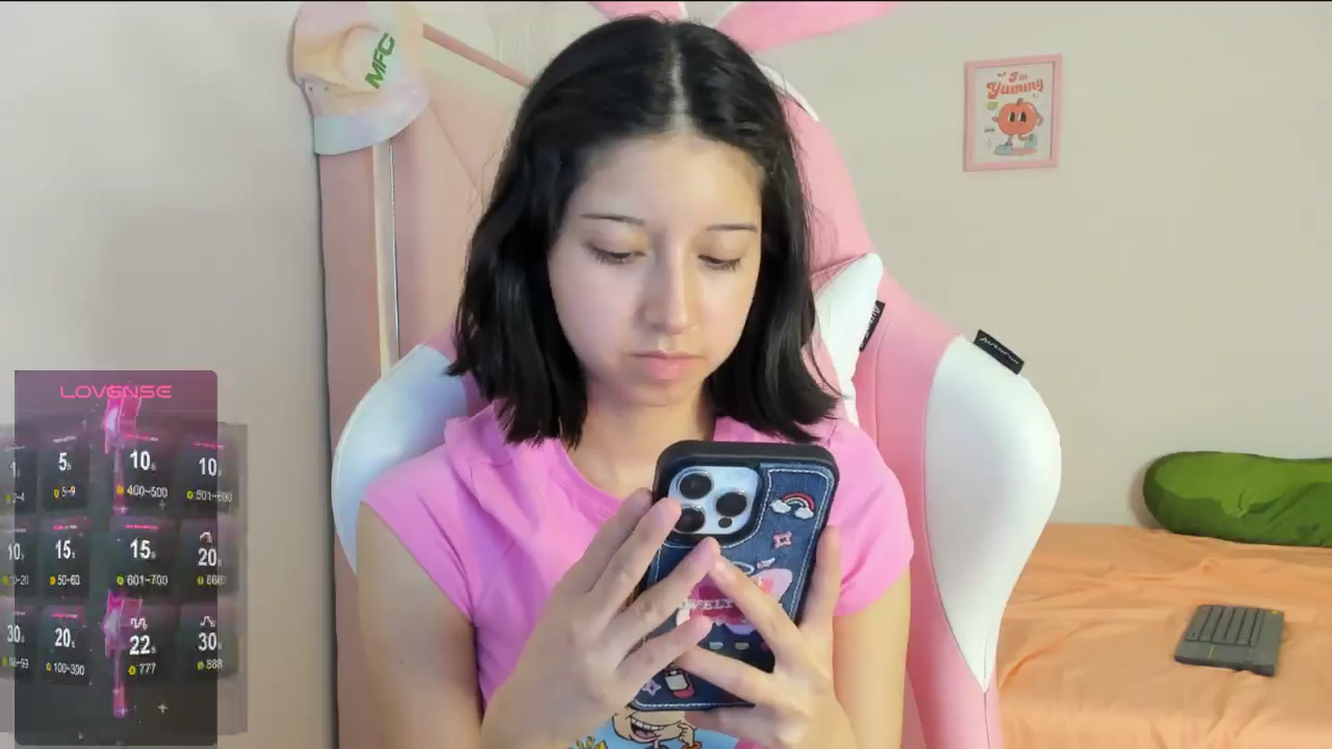 Gallery image thumbnail from Cherrycute666's myfreecams stream on, 08/14/2024, 07:30 image 11 of 20