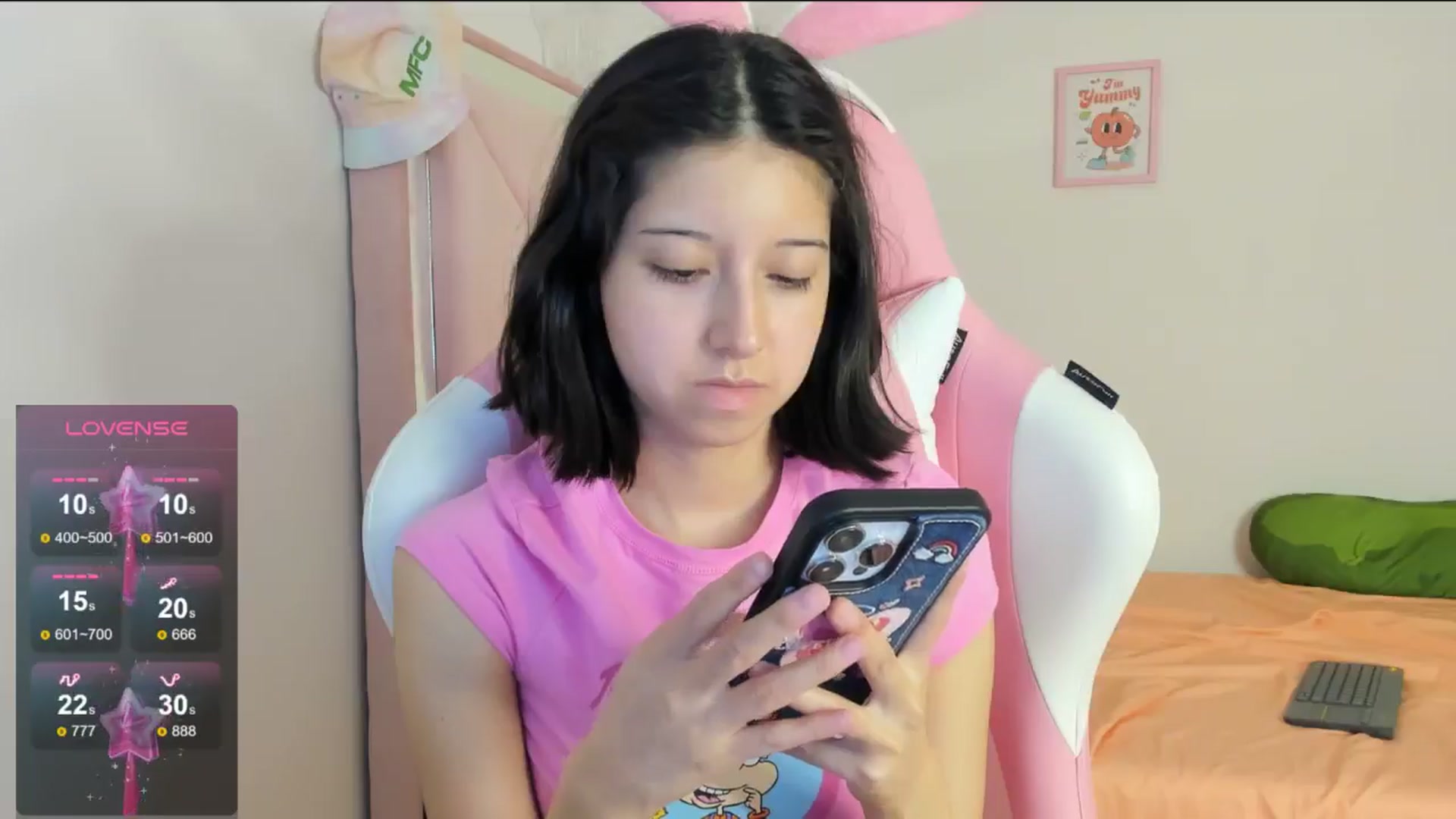 Gallery image thumbnail from Cherrycute666's myfreecams stream on, 08/14/2024, 07:30 image 10 of 20