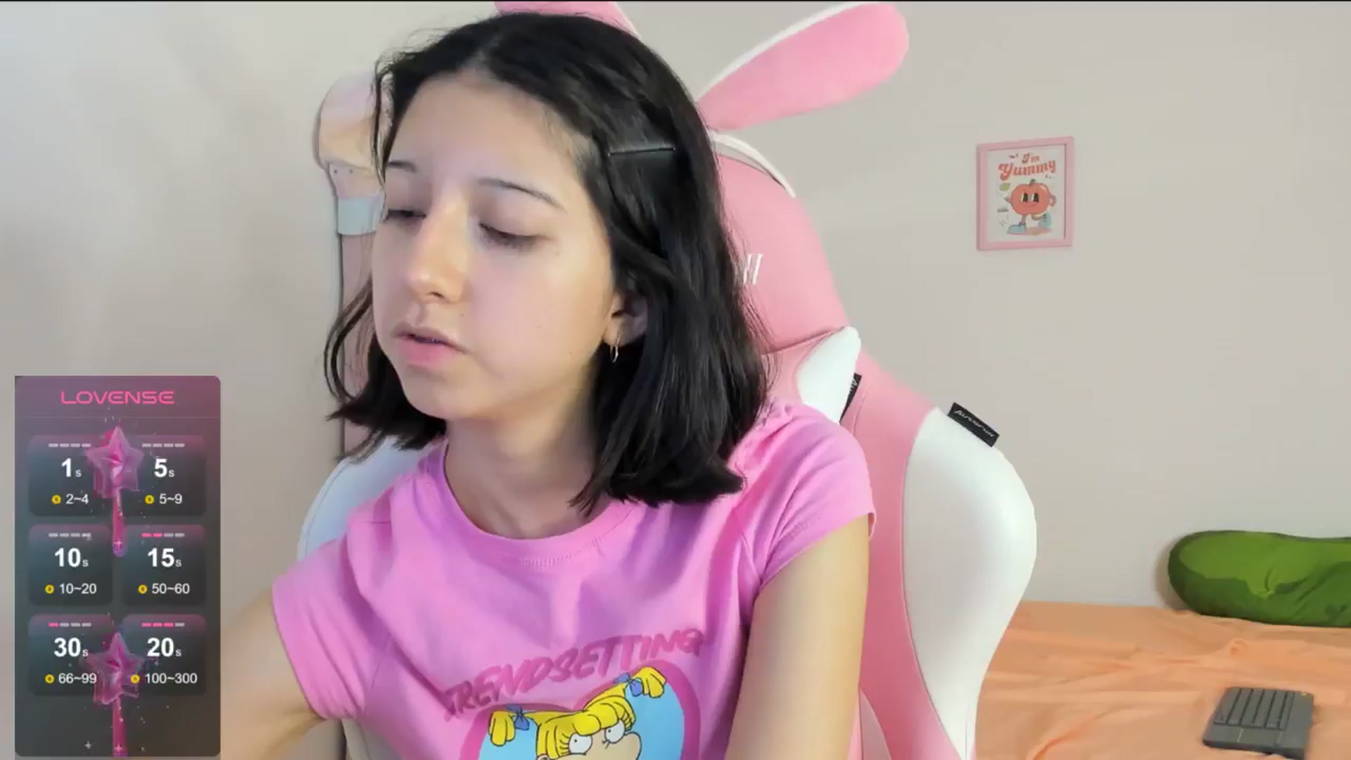 Gallery image thumbnail from Cherrycute666's myfreecams stream on, 08/14/2024, 08:11 image 9 of 20