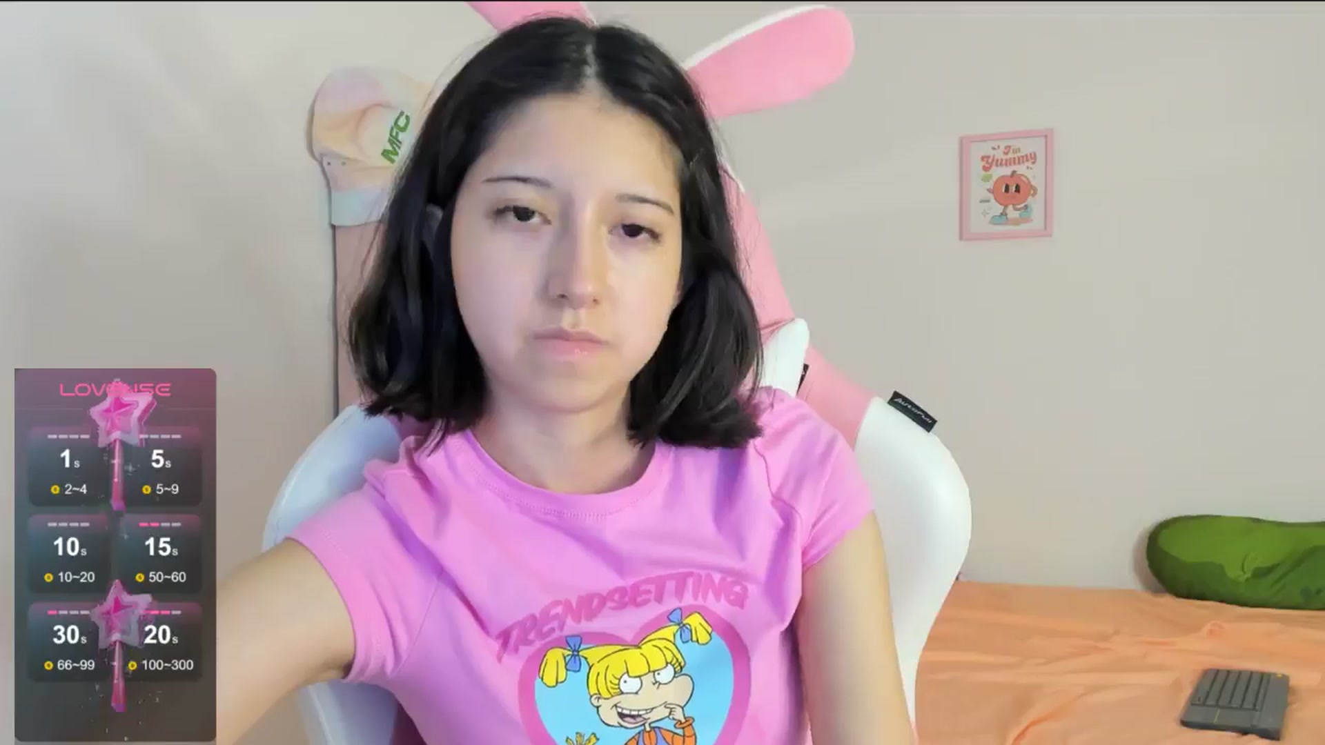 Gallery image thumbnail from Cherrycute666's myfreecams stream on, 08/14/2024, 08:11 image 7 of 20