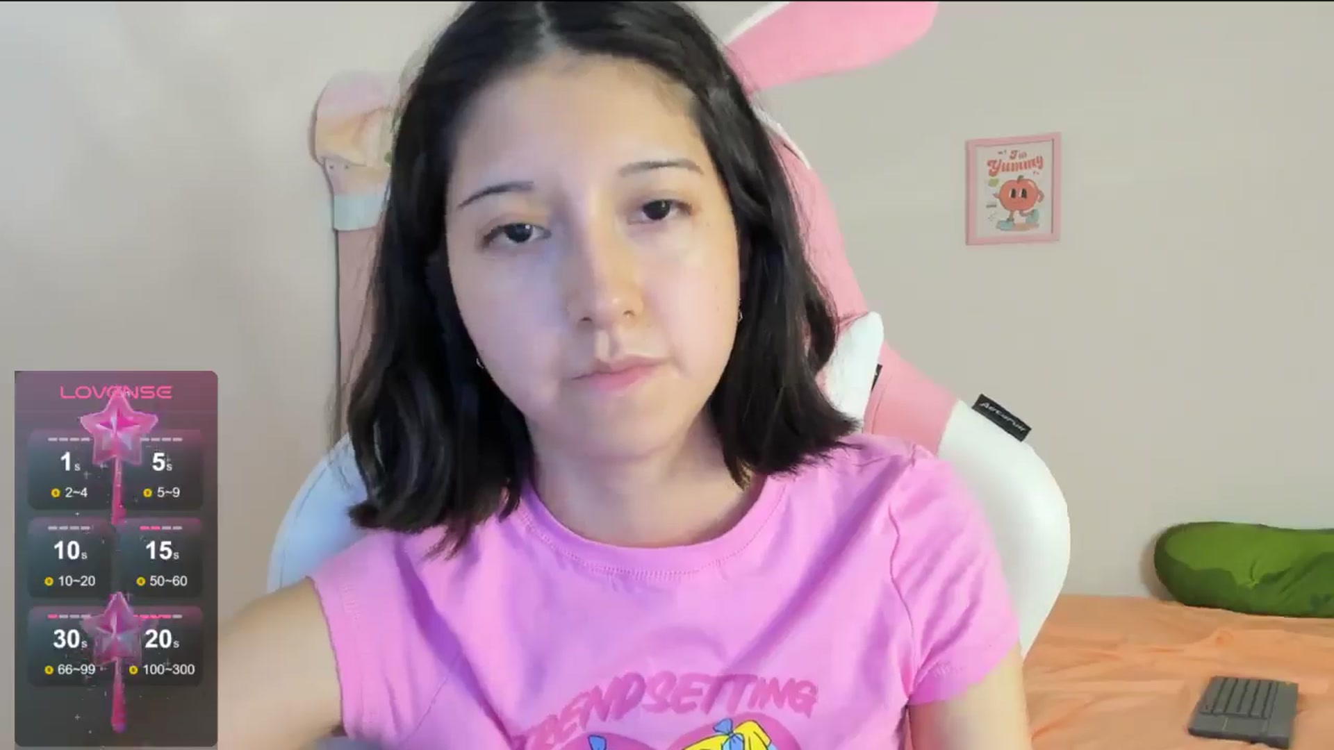 Gallery image thumbnail from Cherrycute666's myfreecams stream on, 08/14/2024, 08:11 image 17 of 20