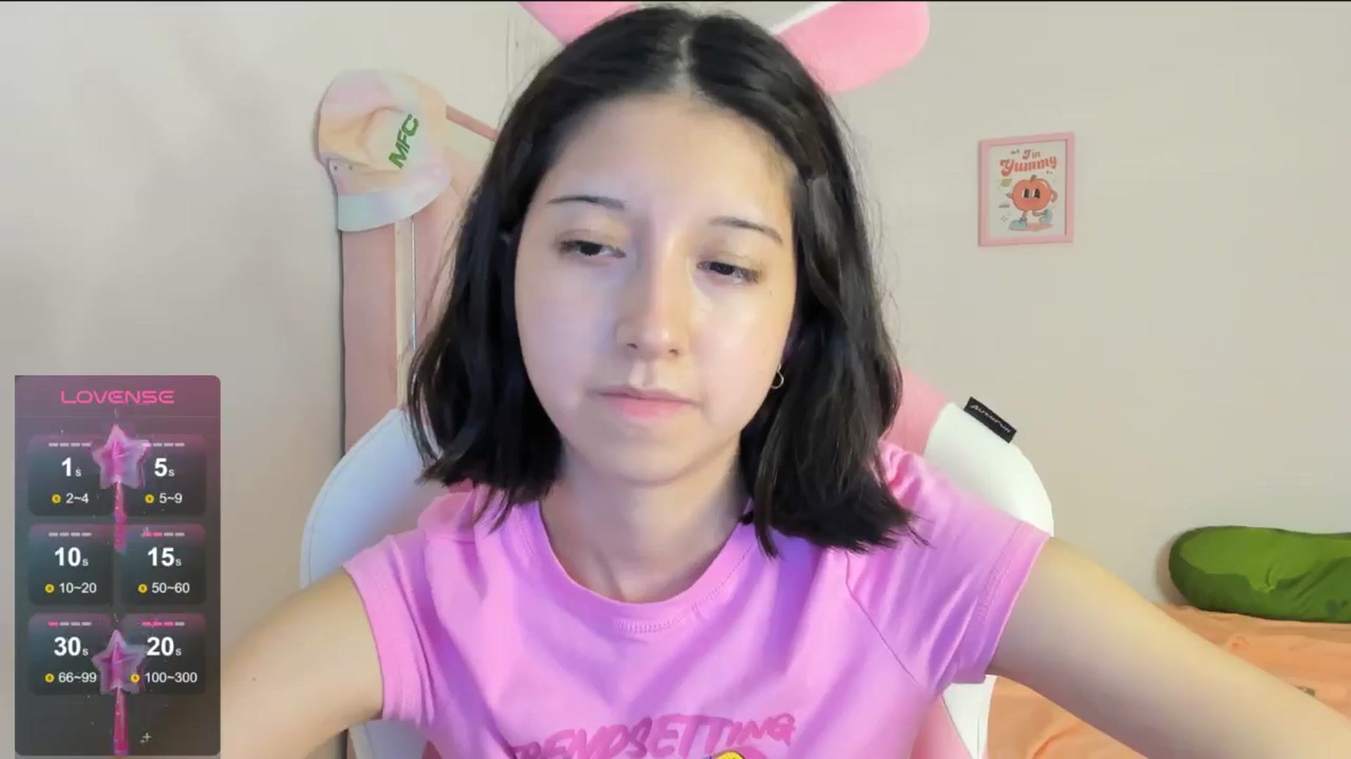 Gallery image thumbnail from Cherrycute666's myfreecams stream on, 08/14/2024, 08:11 image 15 of 20