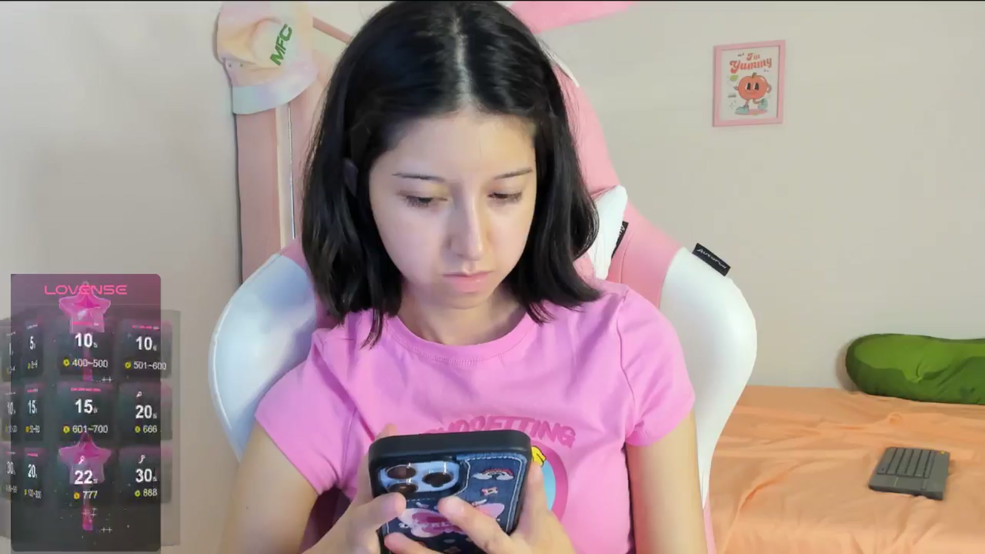 Gallery image thumbnail from Cherrycute666's myfreecams stream on, 08/14/2024, 08:11 image 3 of 20