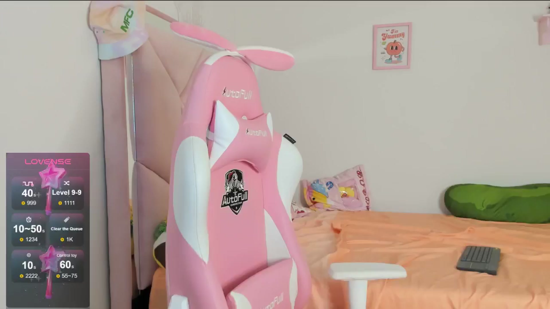 Gallery image thumbnail from Cherrycute666's myfreecams stream on, 08/14/2024, 09:48 image 8 of 20