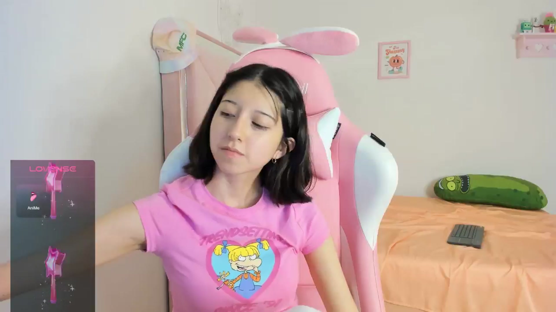 Gallery image thumbnail from Cherrycute666's myfreecams stream on, 08/14/2024, 09:48 image 19 of 20