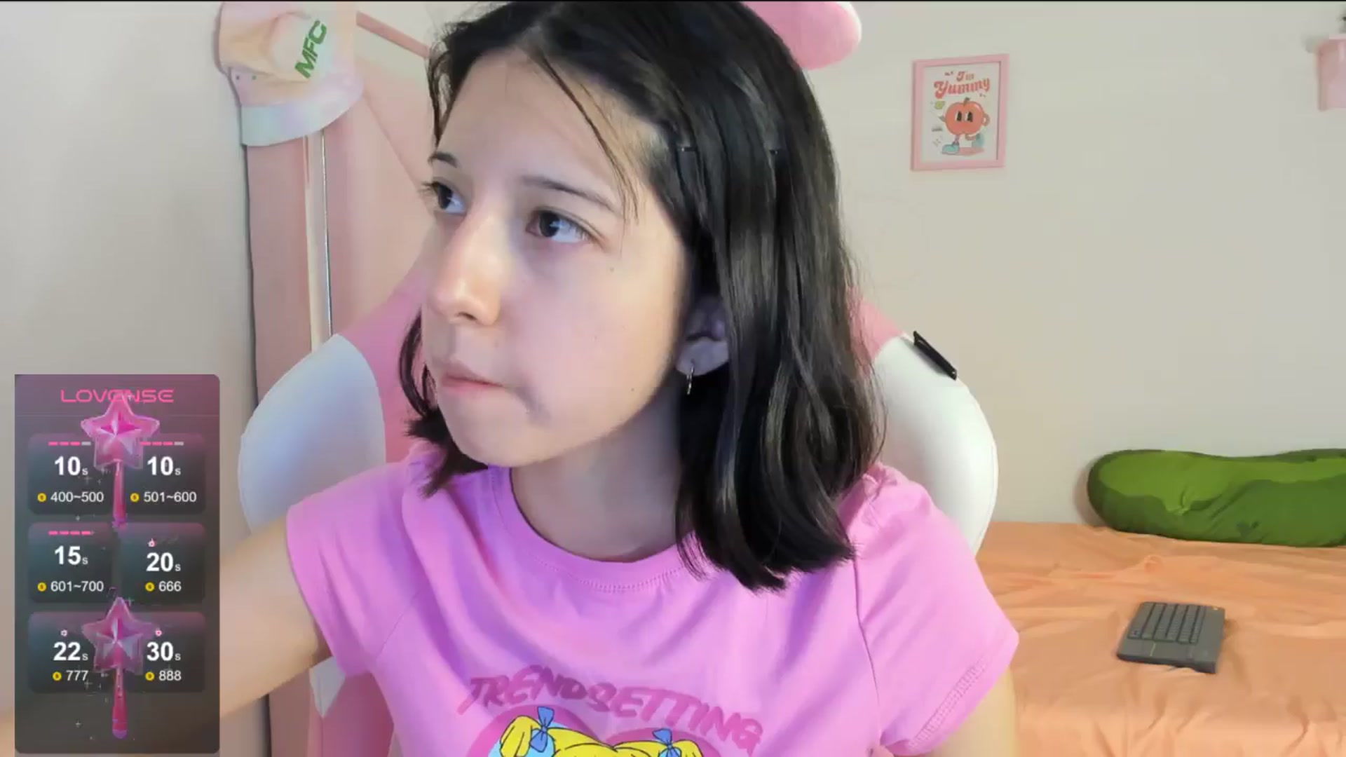 Gallery image thumbnail from Cherrycute666's myfreecams stream on, 08/14/2024, 09:48 image 11 of 20