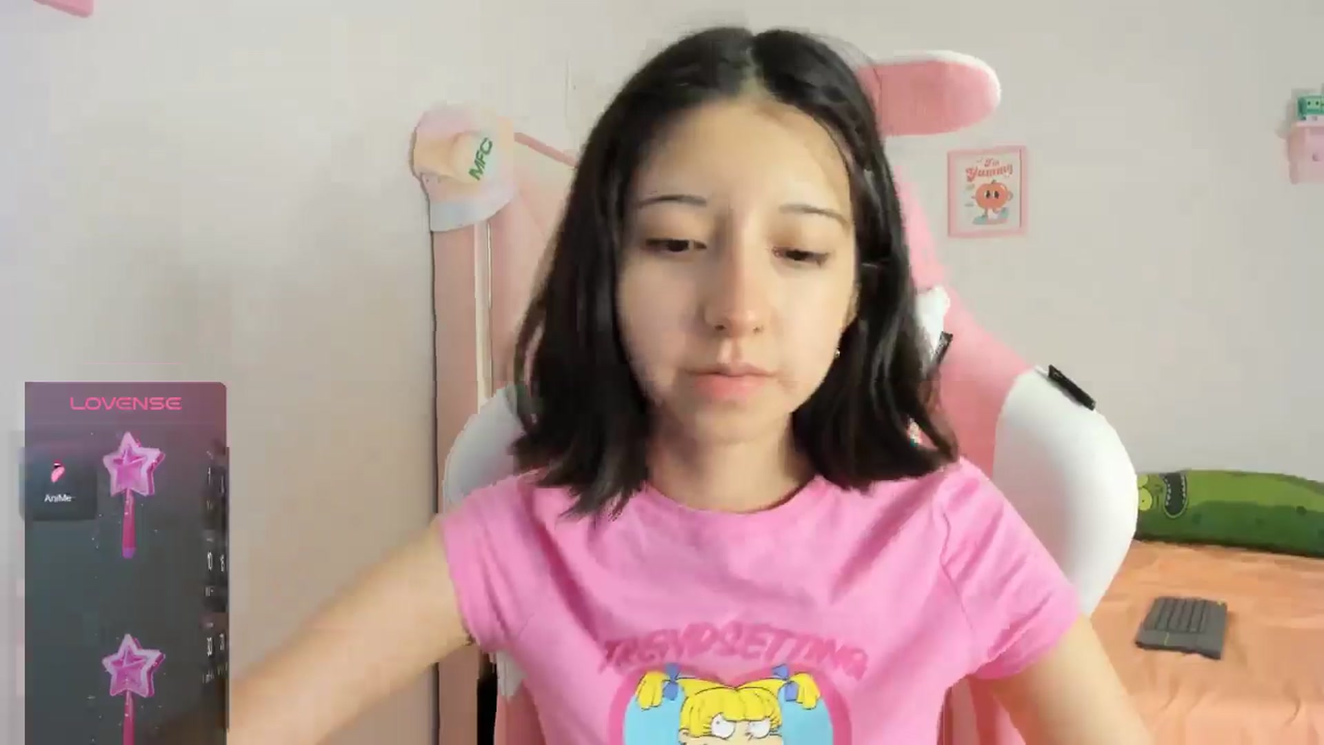 Gallery image thumbnail from Cherrycute666's myfreecams stream on, 08/14/2024, 10:03 image 3 of 20