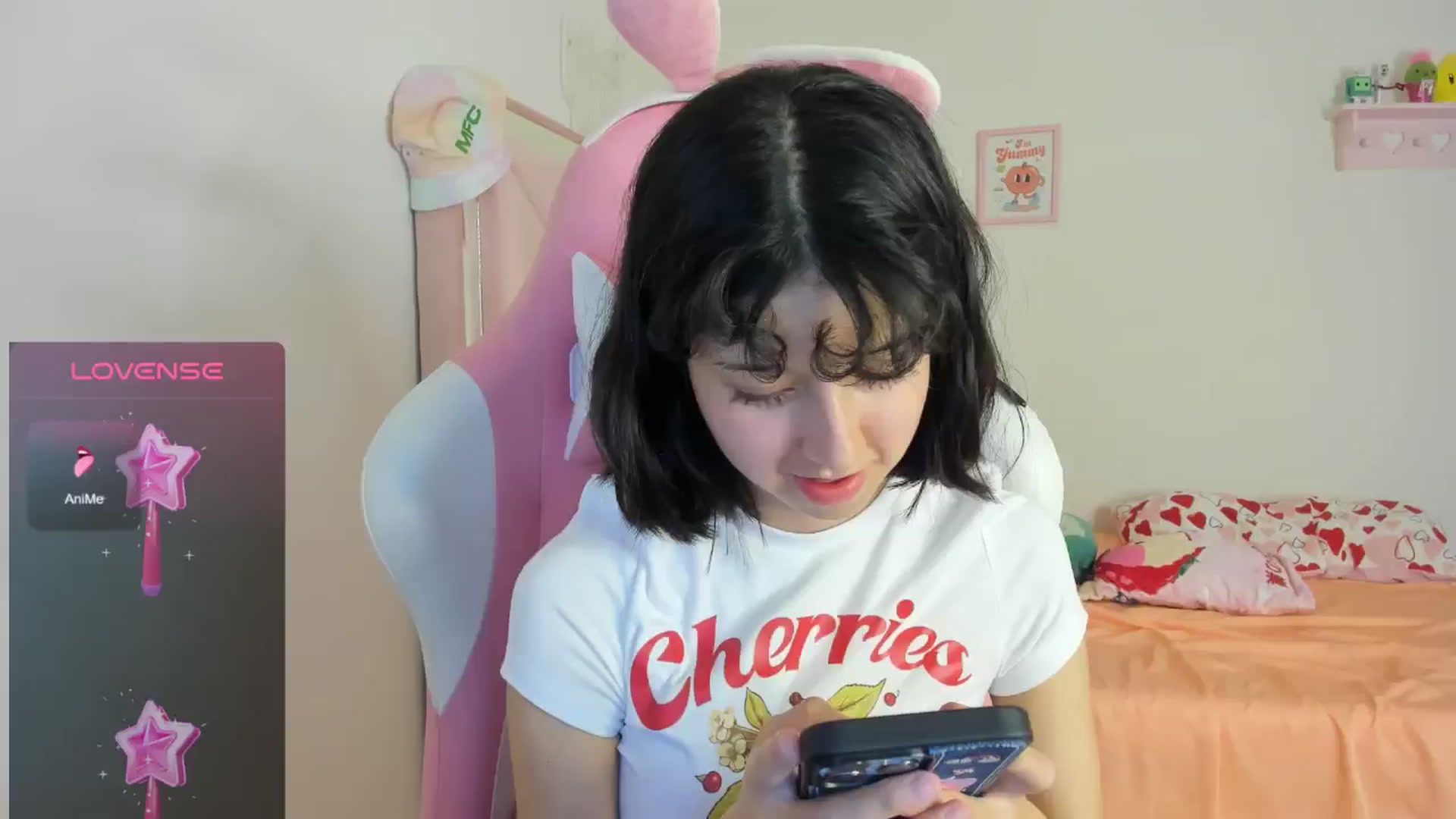 Gallery image thumbnail from Cherrycute666's myfreecams stream on, 08/15/2024, 03:01 image 1 of 20