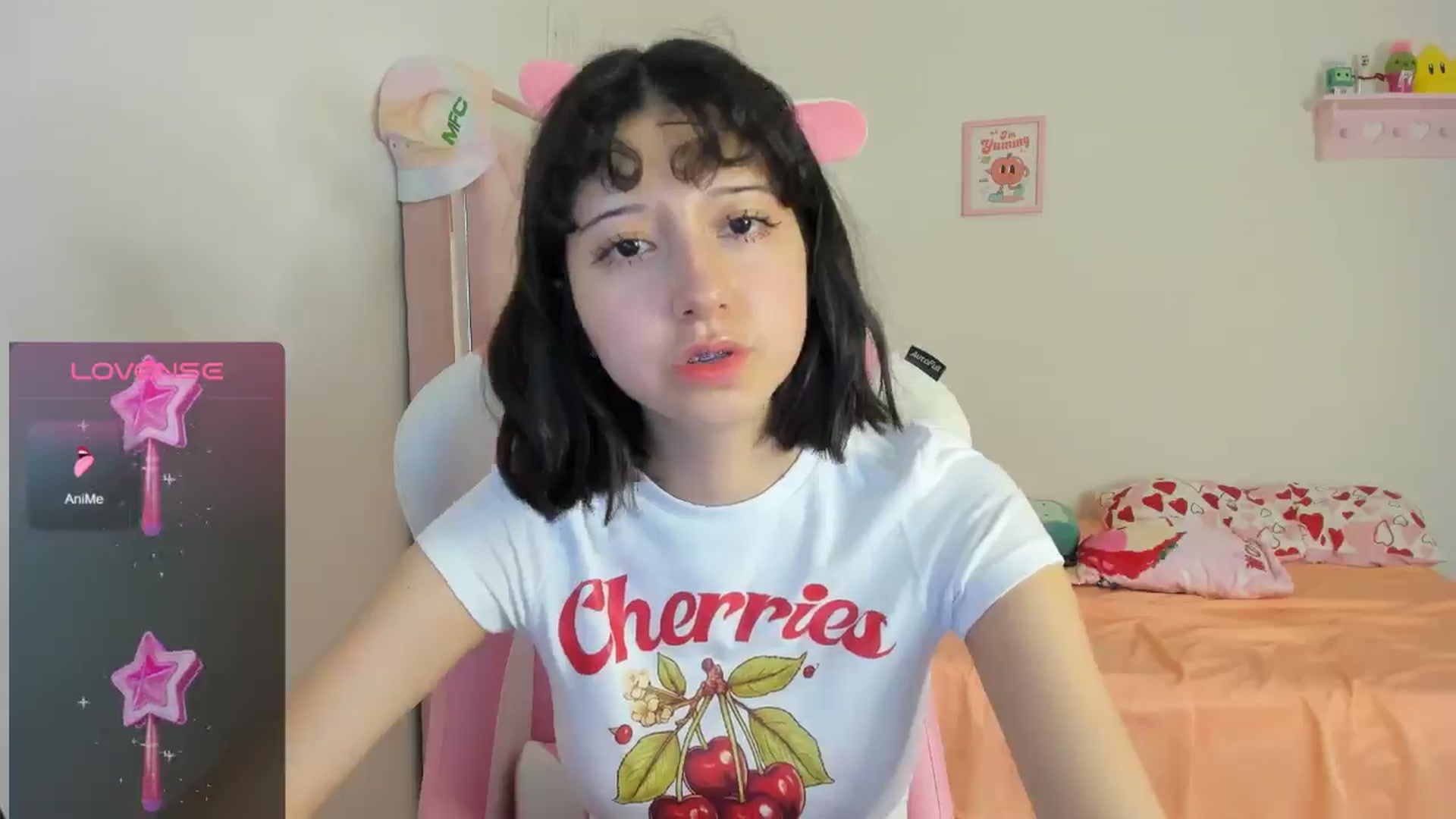Gallery image thumbnail from Cherrycute666's myfreecams stream on, 08/15/2024, 04:05 image 16 of 20