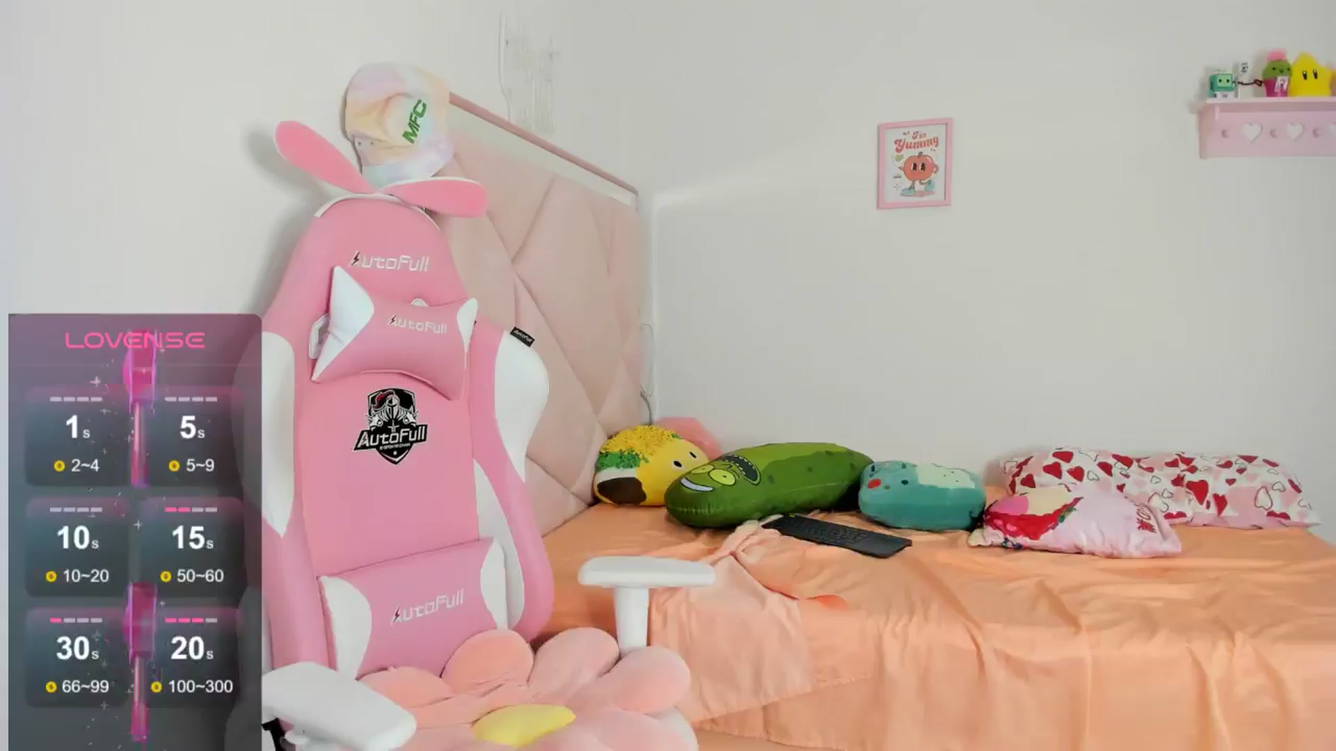Gallery image thumbnail from Cherrycute666's myfreecams stream on, 08/15/2024, 04:31 image 14 of 20