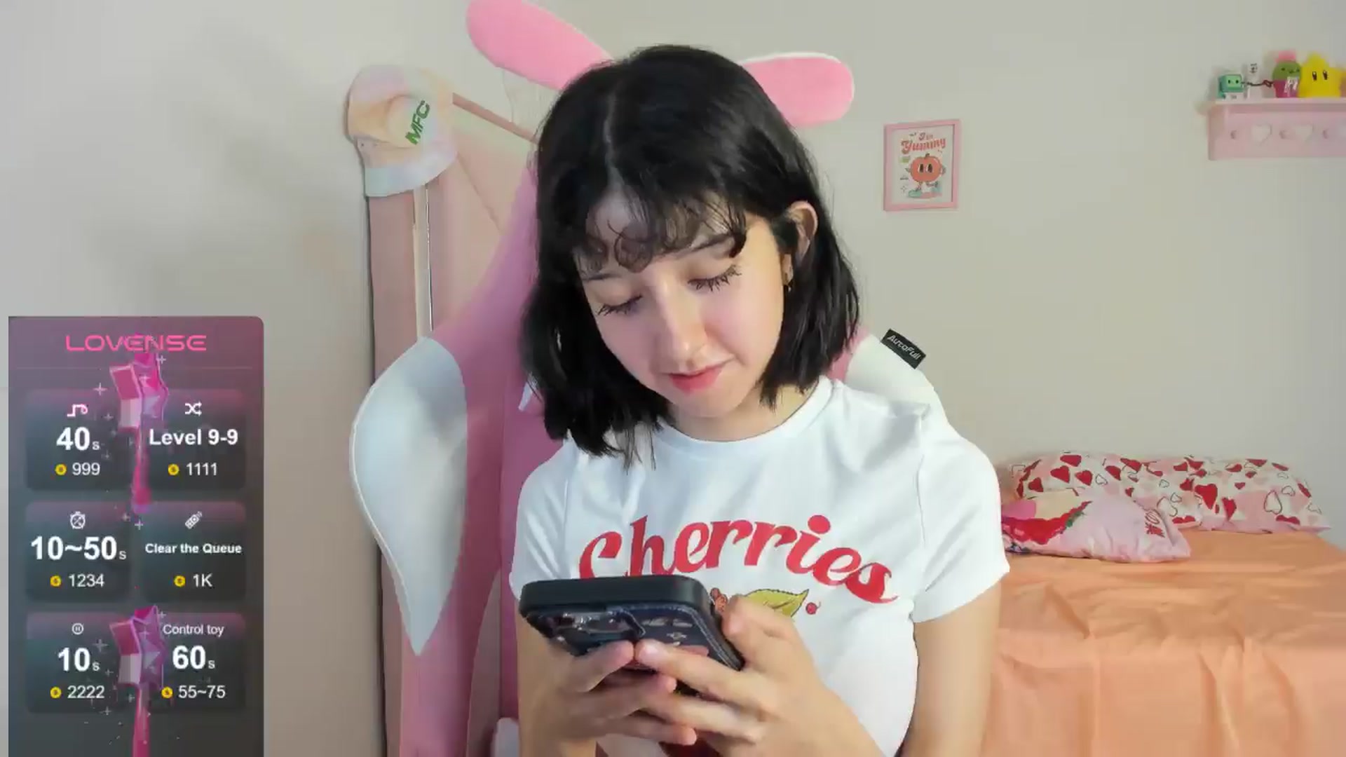 Gallery image thumbnail from Cherrycute666's myfreecams stream on, 08/15/2024, 04:31 image 15 of 20