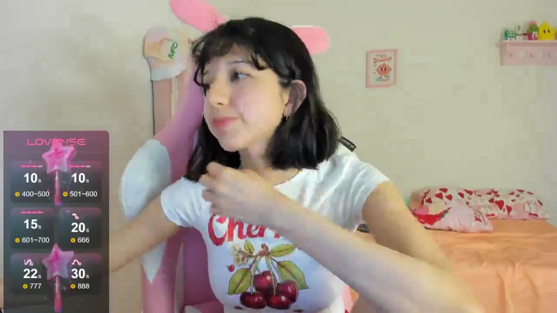 Gallery image thumbnail from Cherrycute666's myfreecams stream on, 08/15/2024, 04:31 image 5 of 20