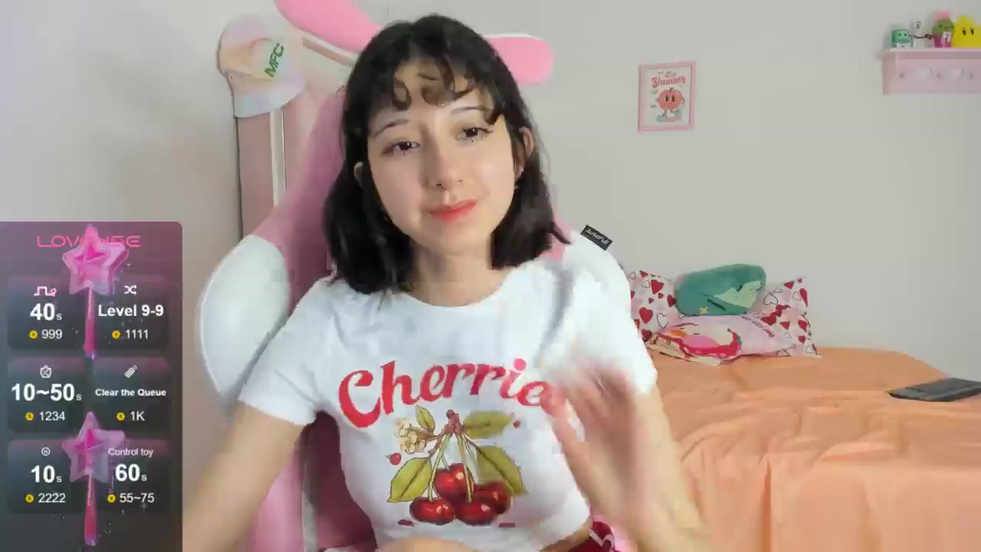 Gallery image thumbnail from Cherrycute666's myfreecams stream on, 08/15/2024, 08:15 image 4 of 20