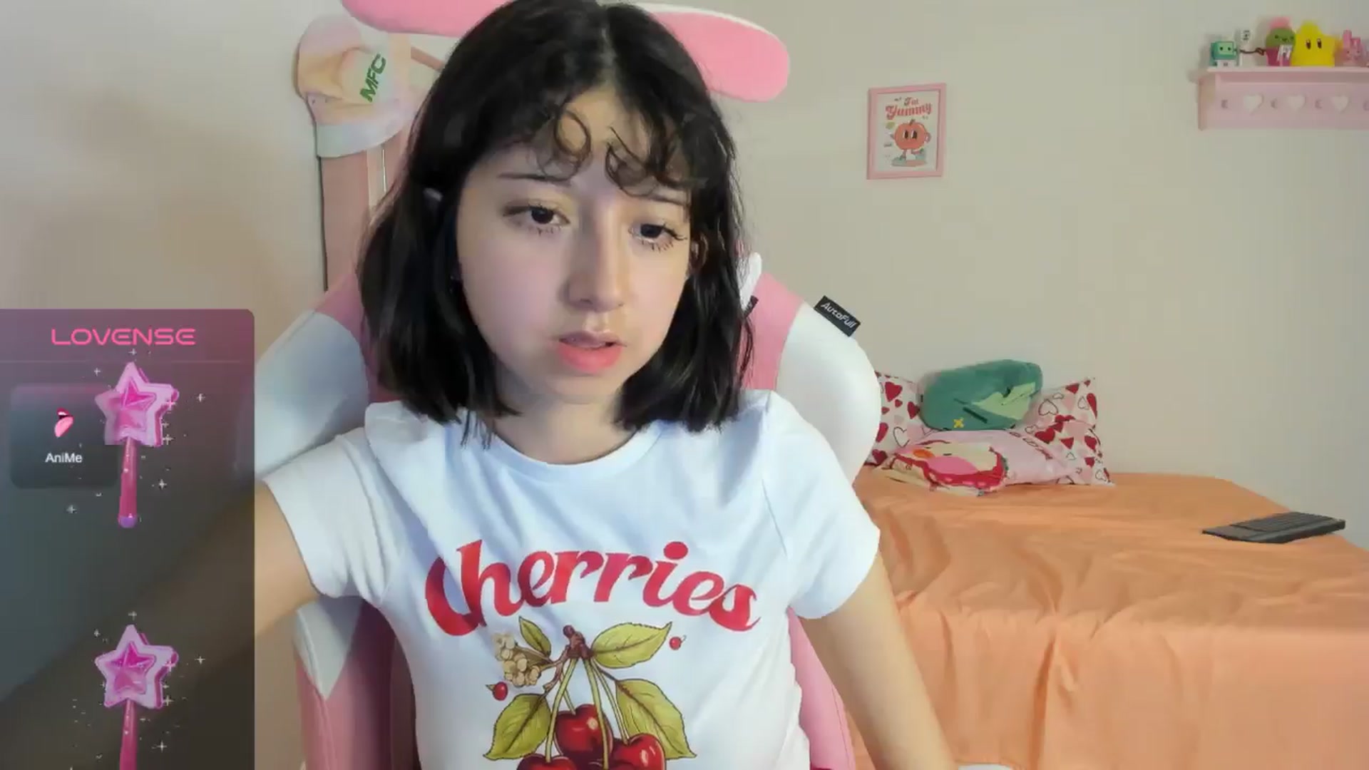 Gallery image thumbnail from Cherrycute666's myfreecams stream on, 08/15/2024, 08:15 image 19 of 20
