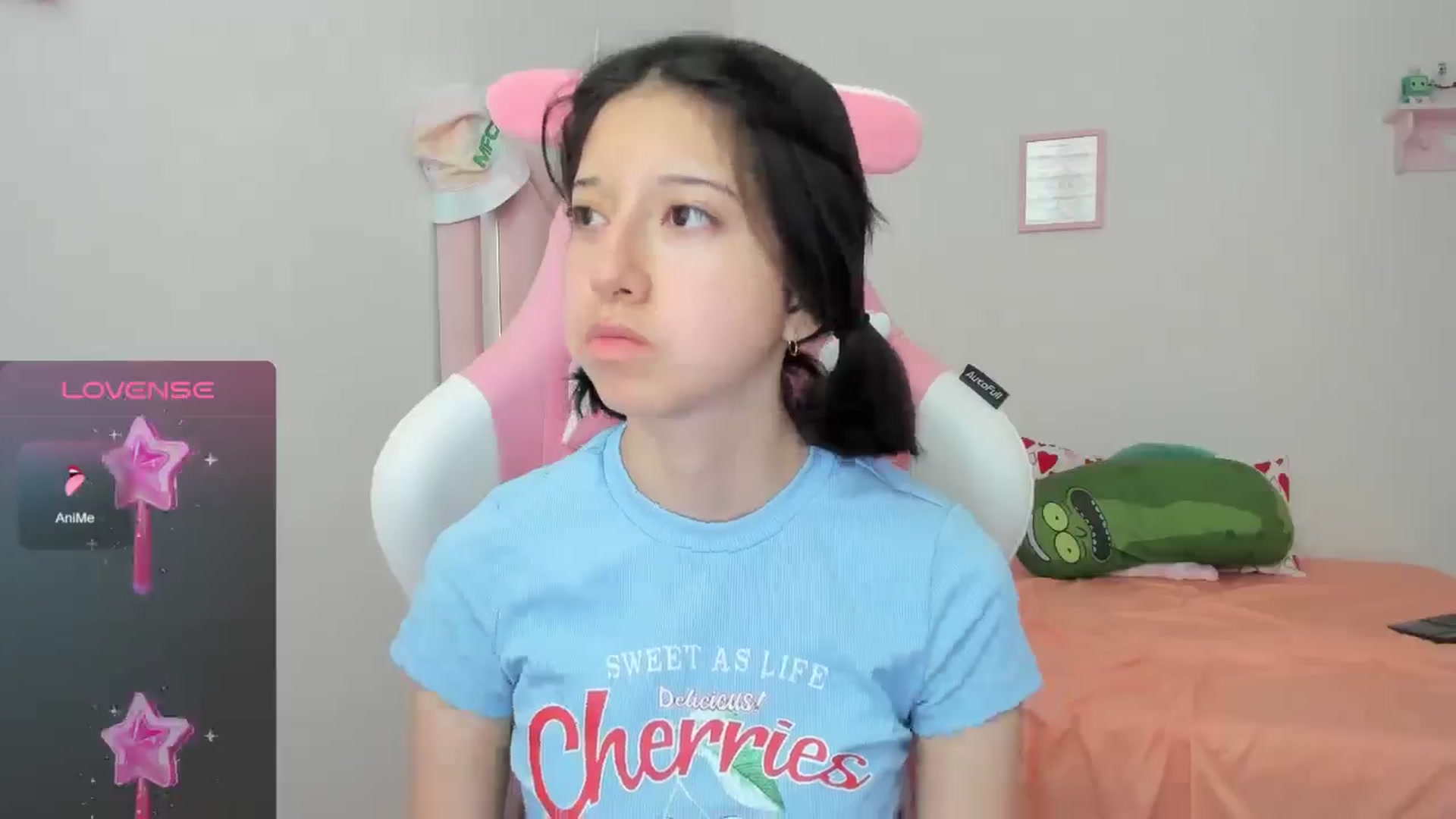 Gallery image thumbnail from Cherrycute666's myfreecams stream on, 08/15/2024, 21:30 image 14 of 20