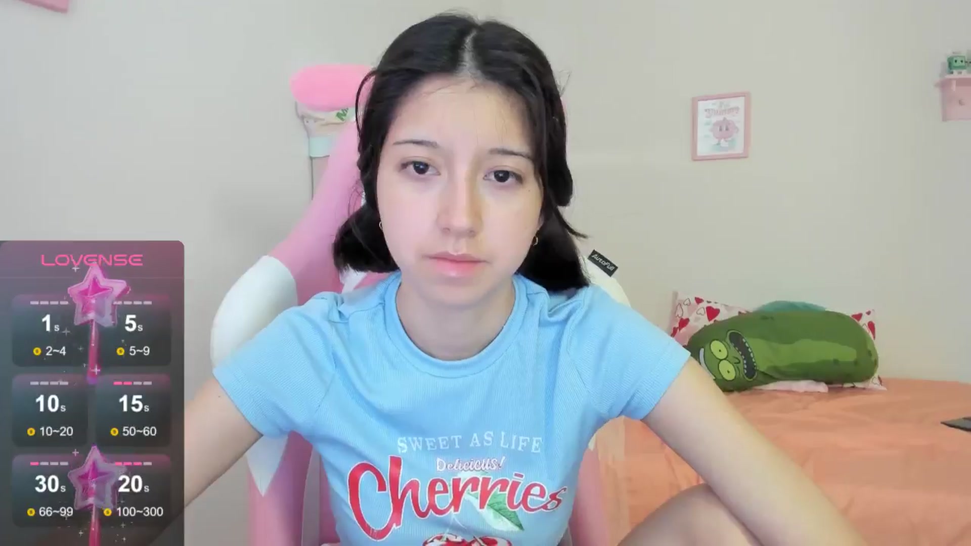 Gallery image thumbnail from Cherrycute666's myfreecams stream on, 08/15/2024, 22:51 image 18 of 20