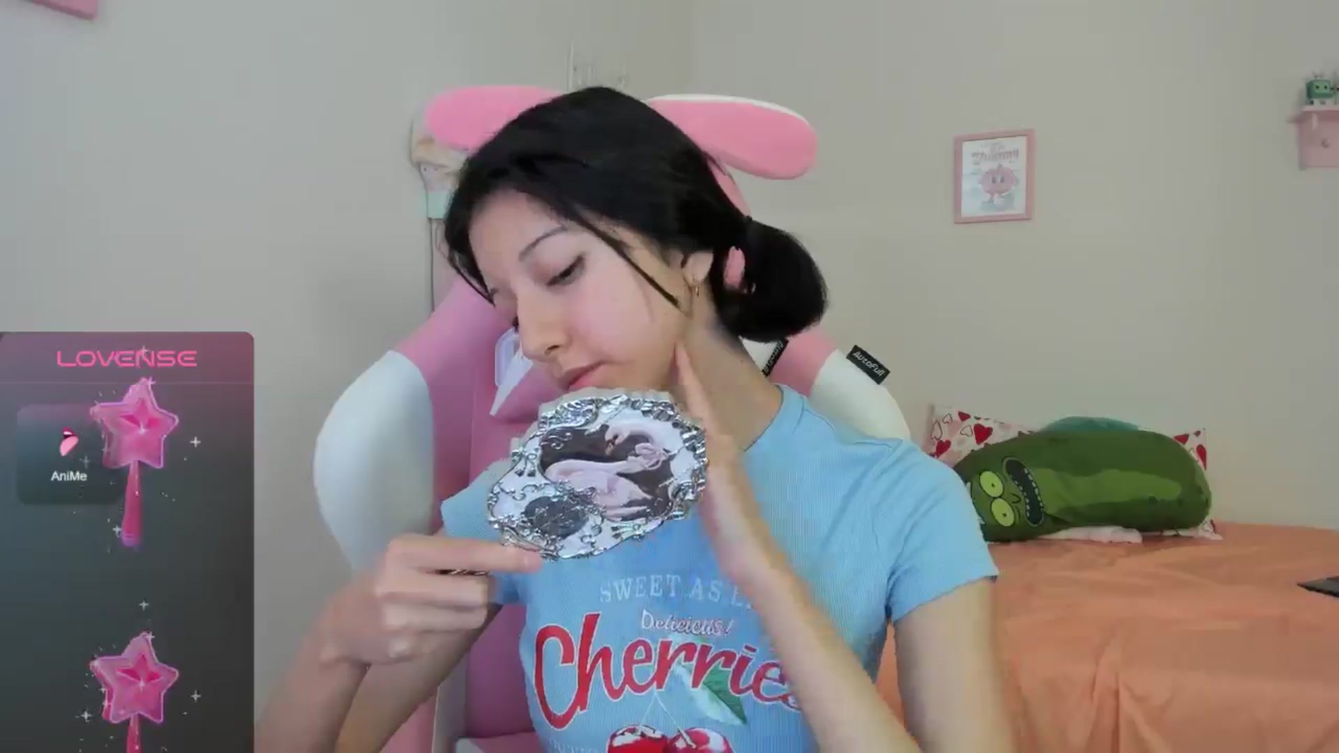 Gallery image thumbnail from Cherrycute666's myfreecams stream on, 08/15/2024, 22:51 image 5 of 20