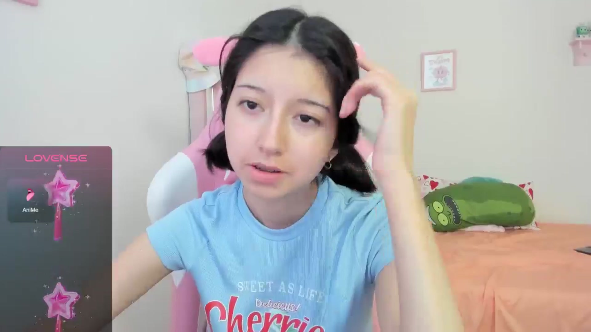 Gallery image thumbnail from Cherrycute666's myfreecams stream on, 08/15/2024, 22:51 image 11 of 20