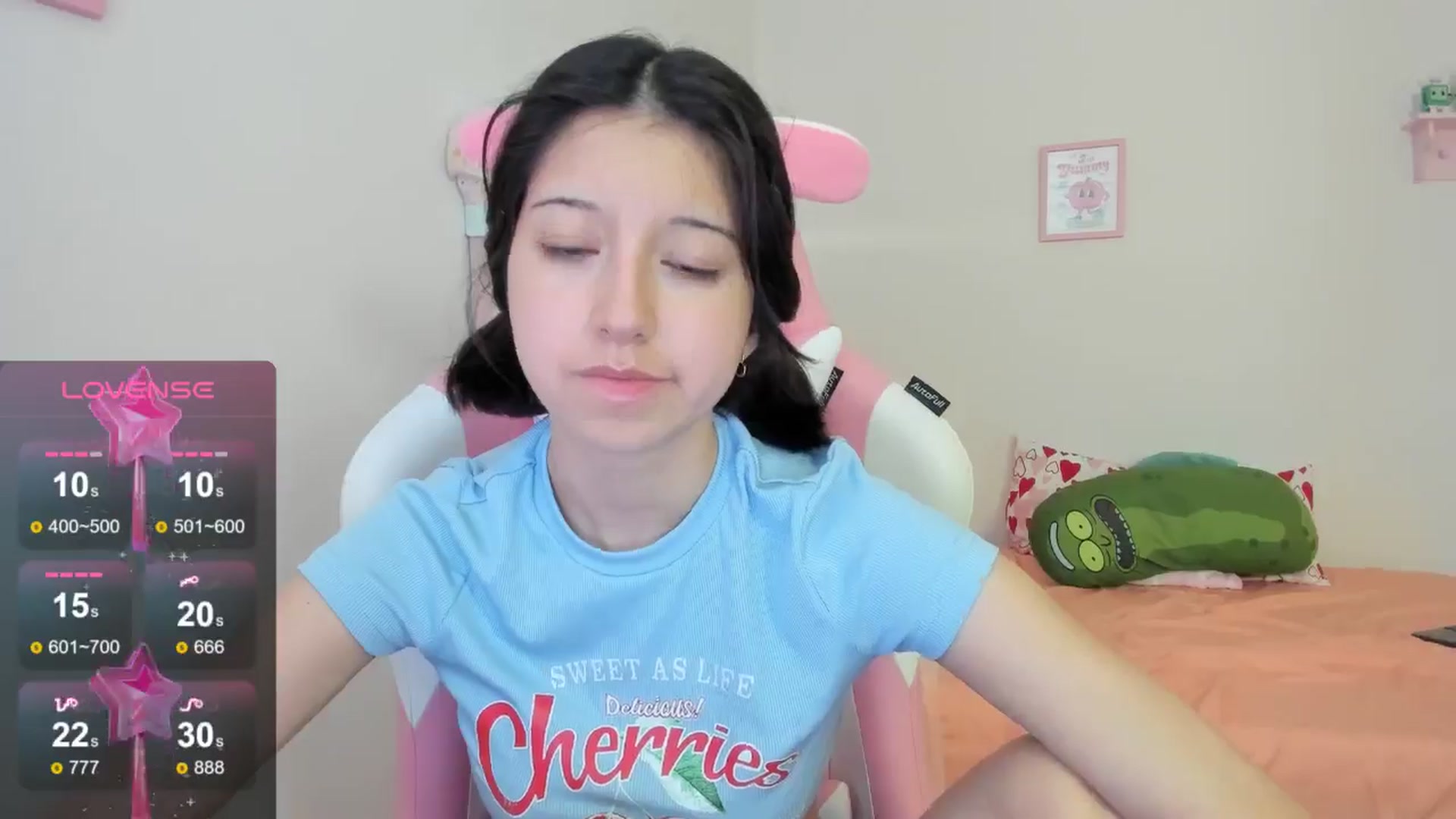 Gallery image thumbnail from Cherrycute666's myfreecams stream on, 08/15/2024, 22:51 image 20 of 20