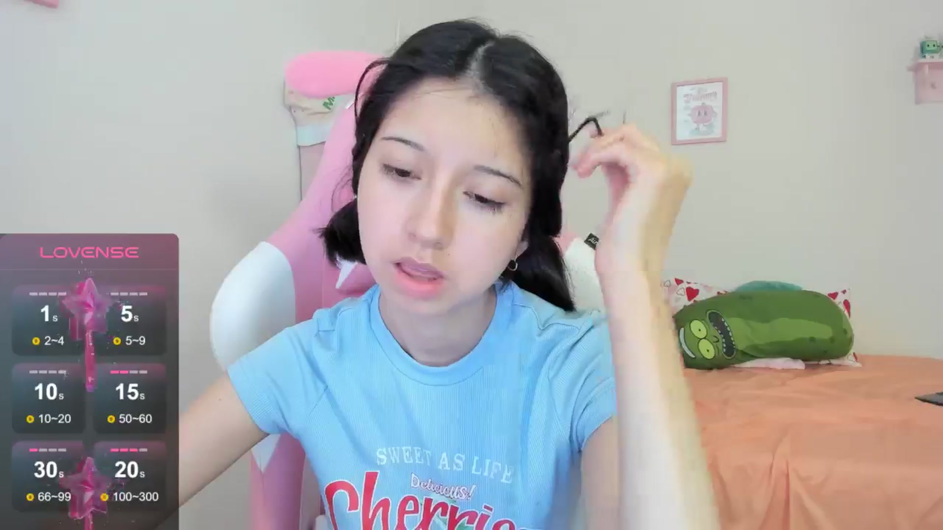 Gallery image thumbnail from Cherrycute666's myfreecams stream on, 08/15/2024, 22:51 image 12 of 20