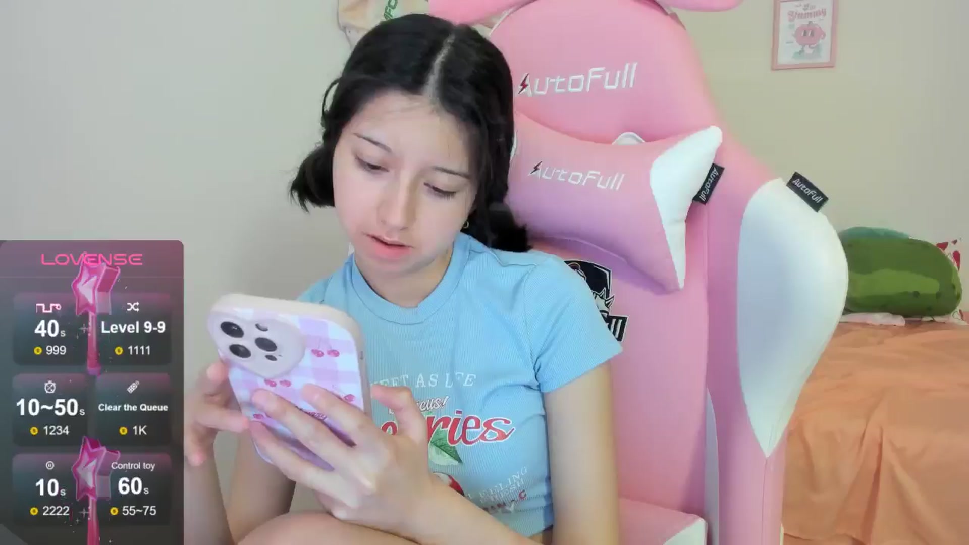 Gallery image thumbnail from Cherrycute666's myfreecams stream on, 08/15/2024, 23:43 image 7 of 20