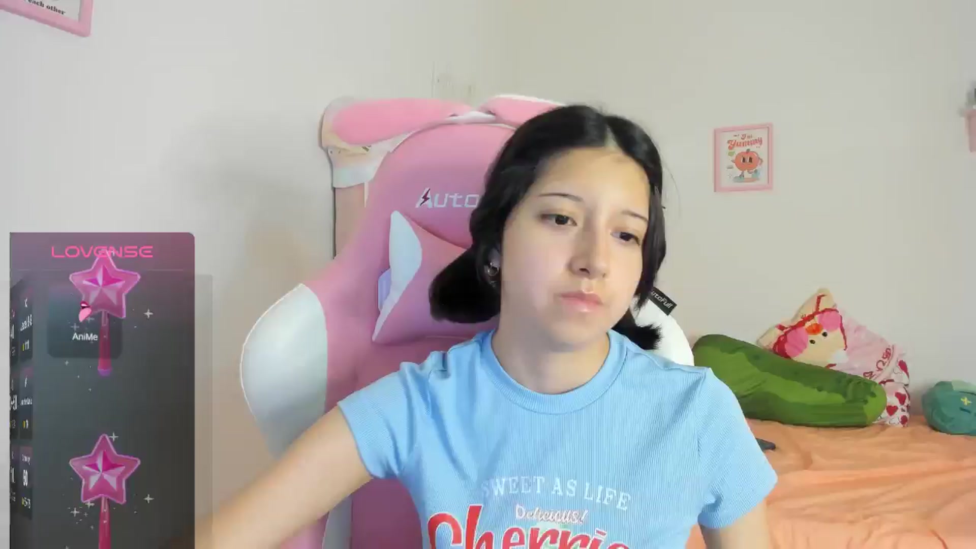 Gallery image thumbnail from Cherrycute666's myfreecams stream on, 08/16/2024, 06:42 image 1 of 20