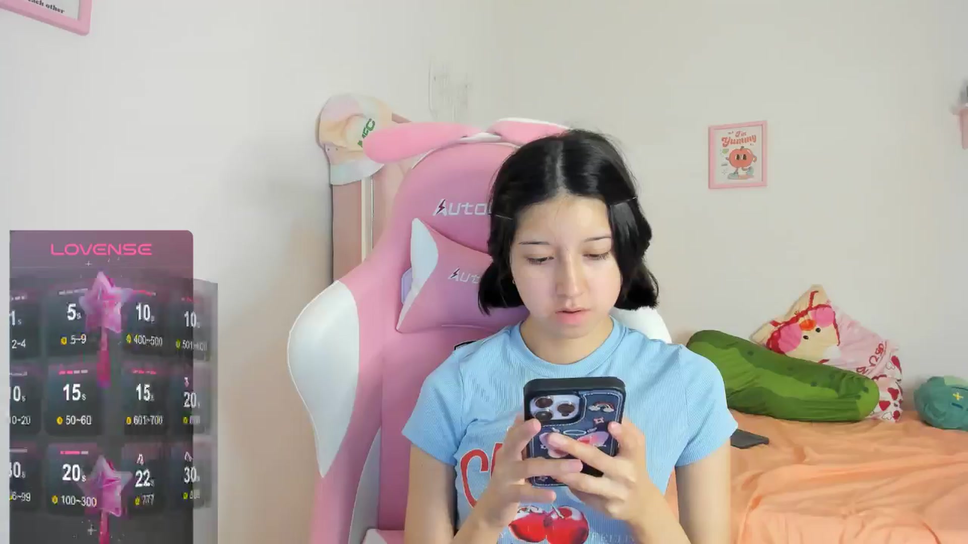 Gallery image thumbnail from Cherrycute666's myfreecams stream on, 08/16/2024, 06:42 image 15 of 20